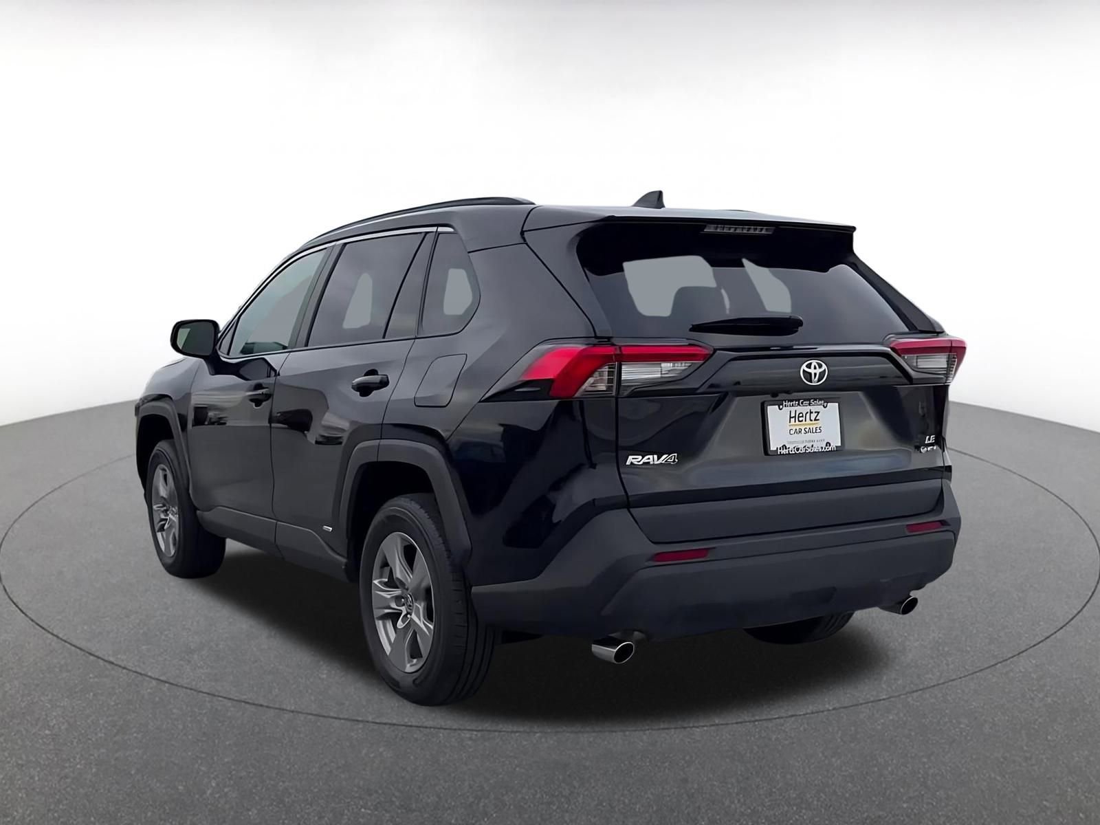 Thumbnail: 2025 Toyota RAV4 - 11