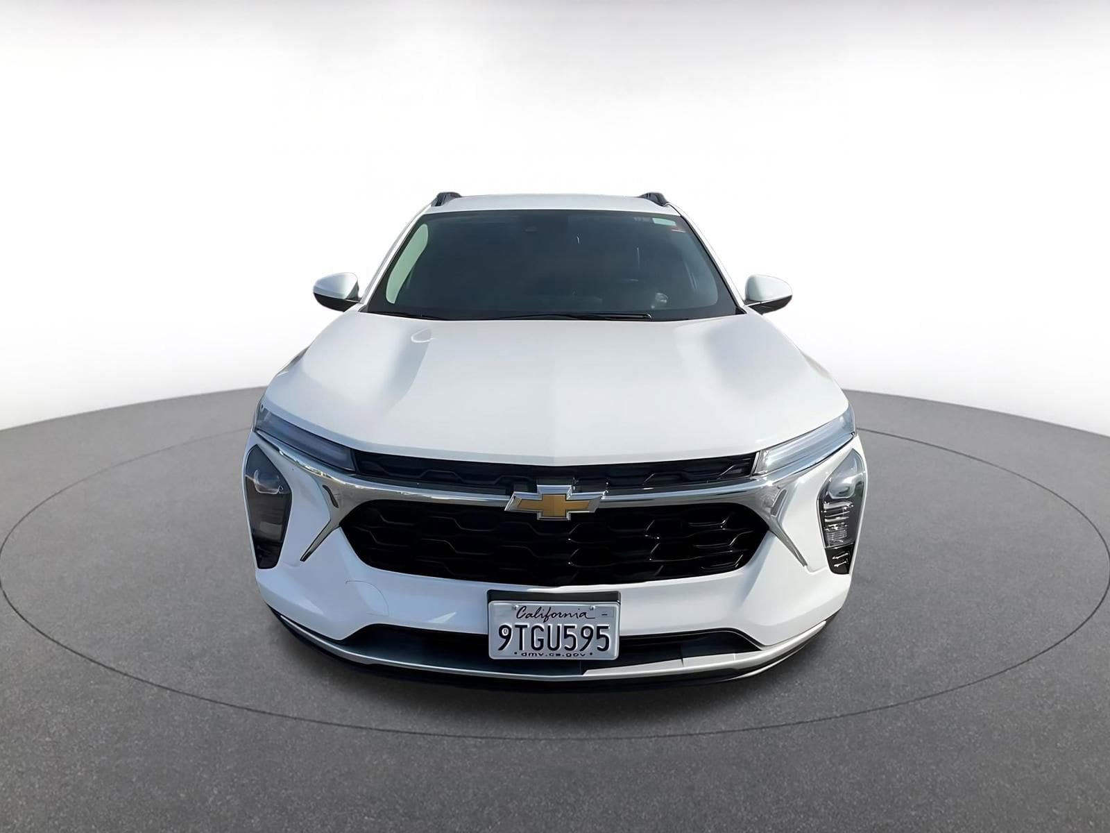 Thumbnail: 2025 Chevrolet Trax - 4