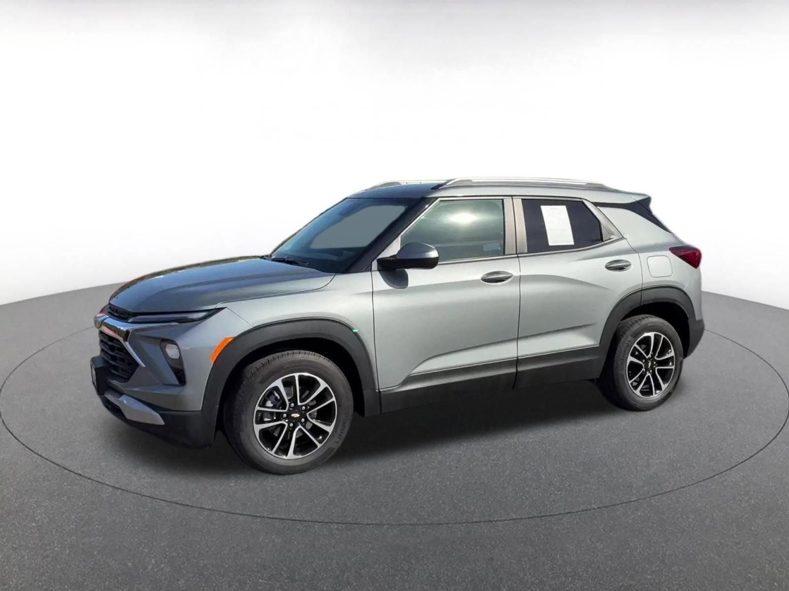 Thumbnail: 2025 Chevrolet TrailBlazer - 8