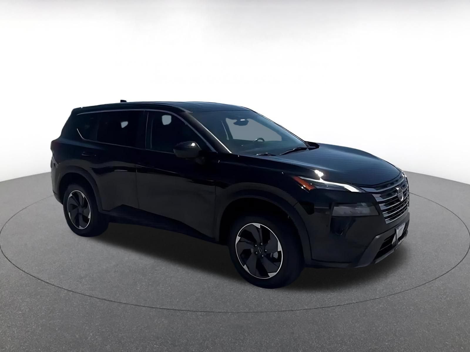 Thumbnail: 2025 Nissan Rogue - 2
