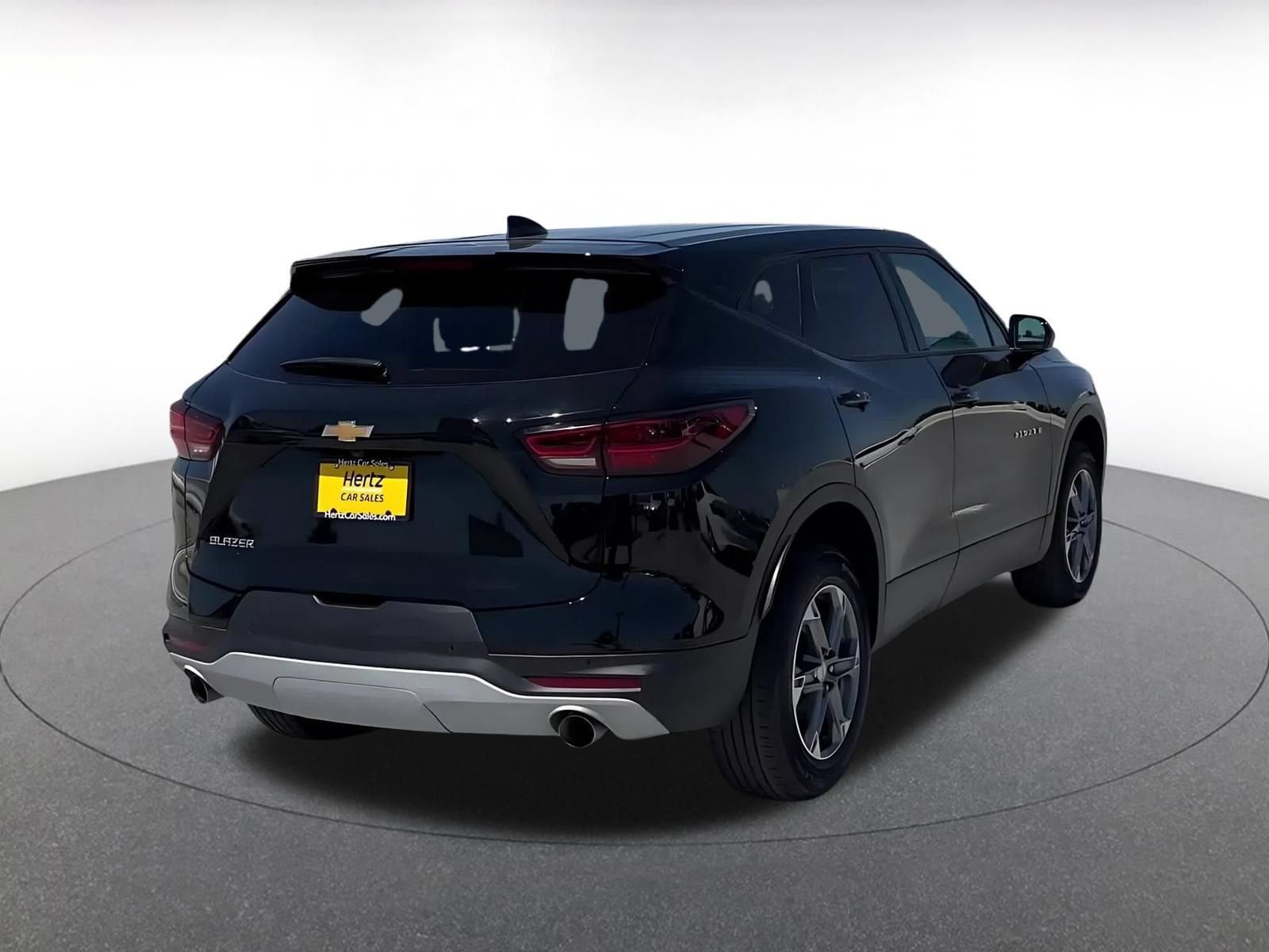 Thumbnail: 2026 Chevrolet Blazer - 14