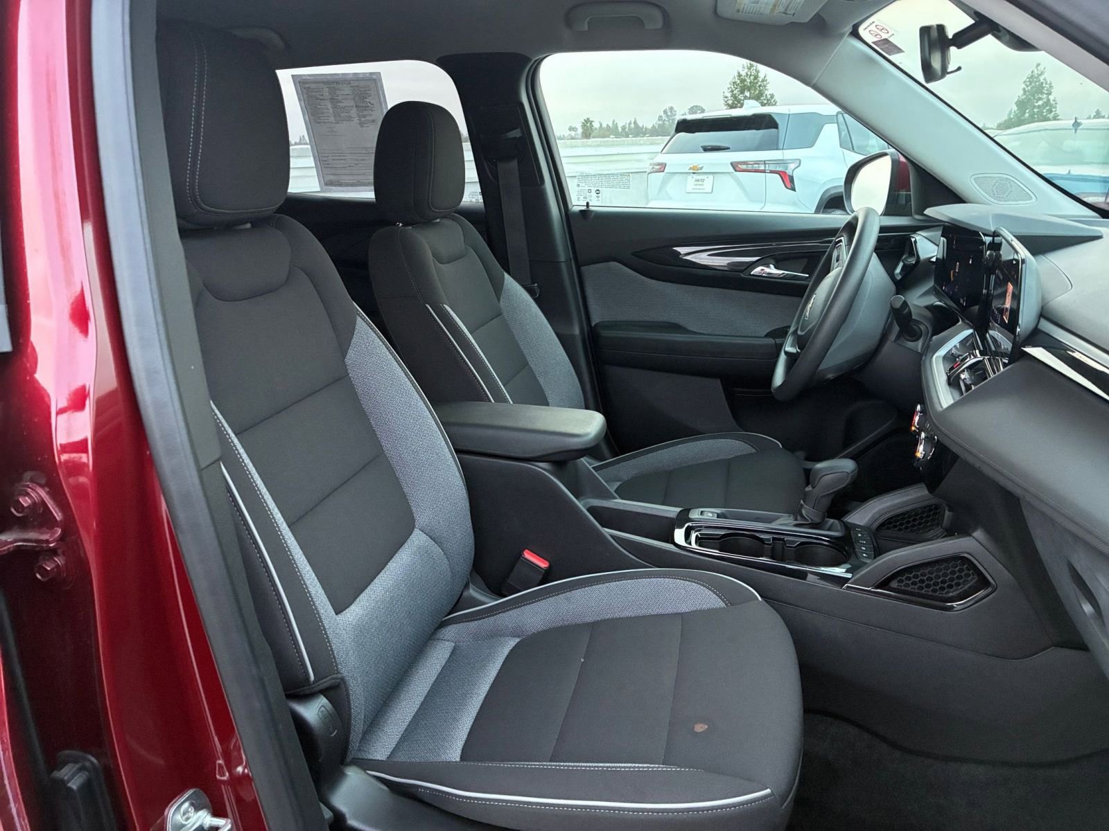 Thumbnail: 2025 Chevrolet TrailBlazer - 34