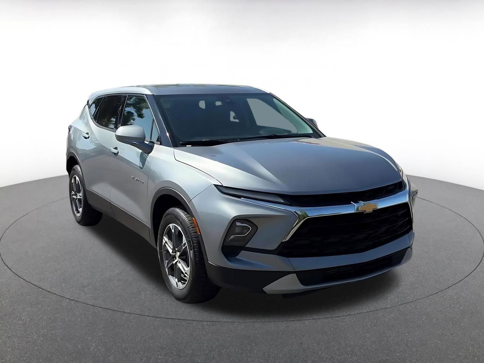 Thumbnail: 2025 Chevrolet Blazer - 3