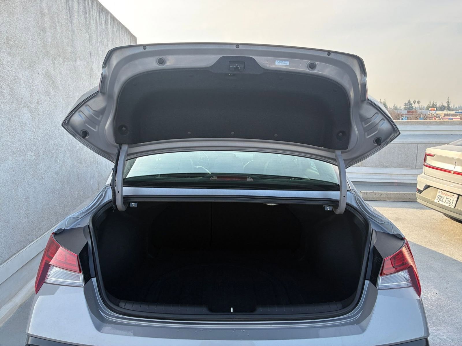 Thumbnail: 2025 Hyundai Elantra - 34