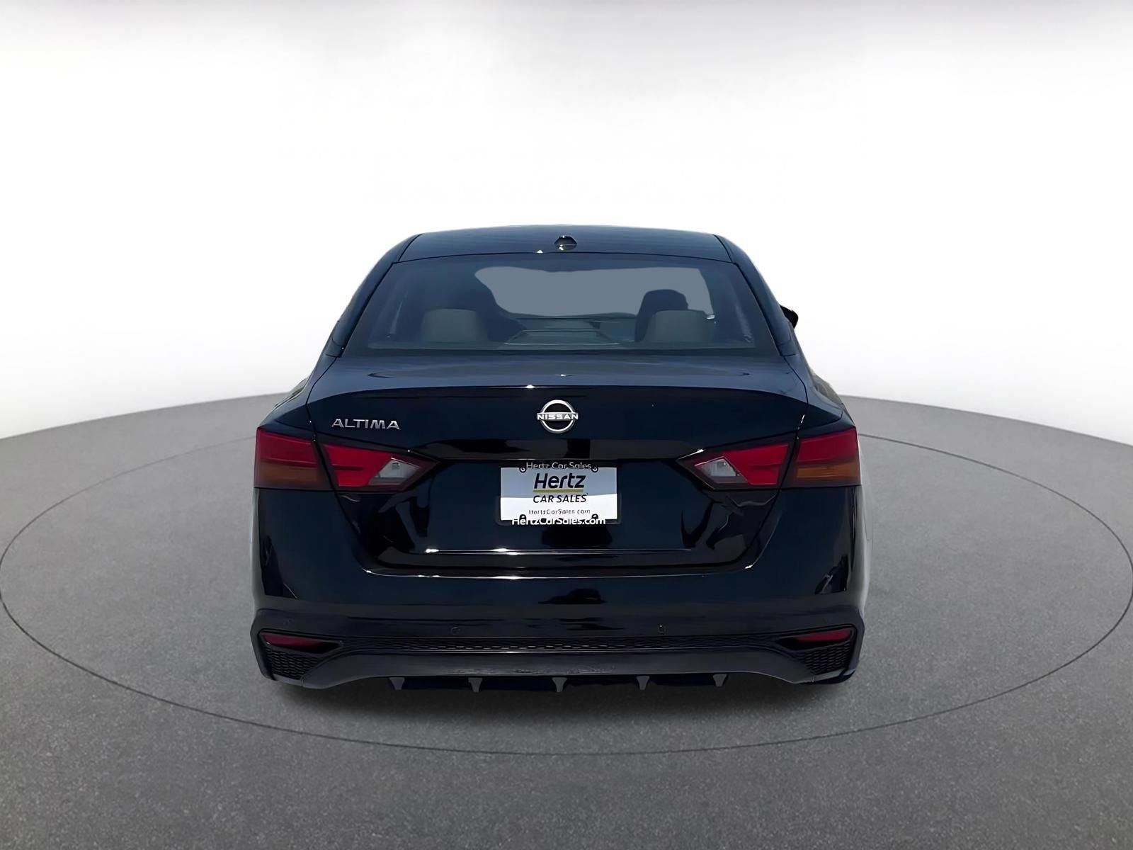 Thumbnail: 2025 Nissan Altima - 10