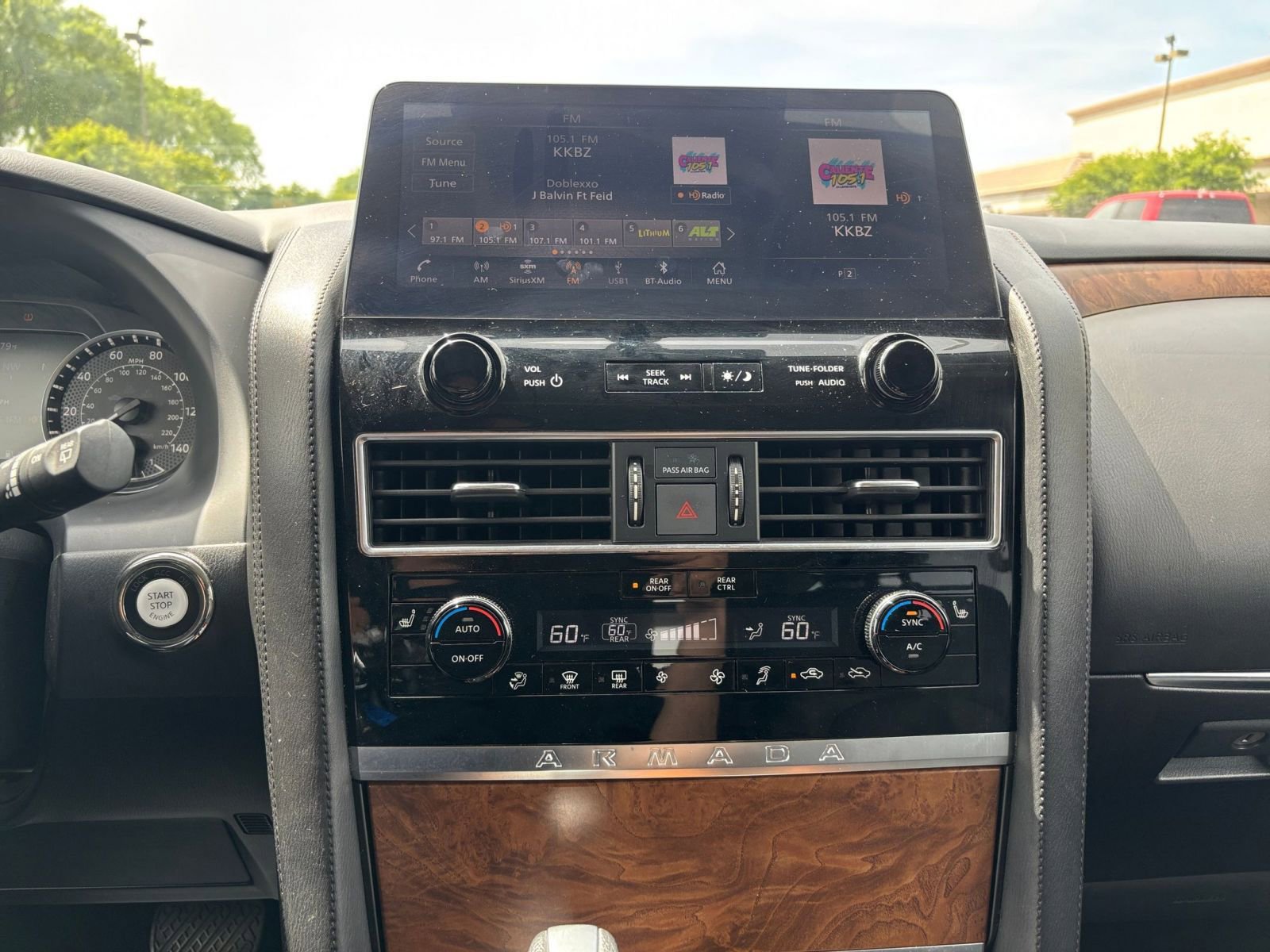 2023 Nissan Armada SL 18