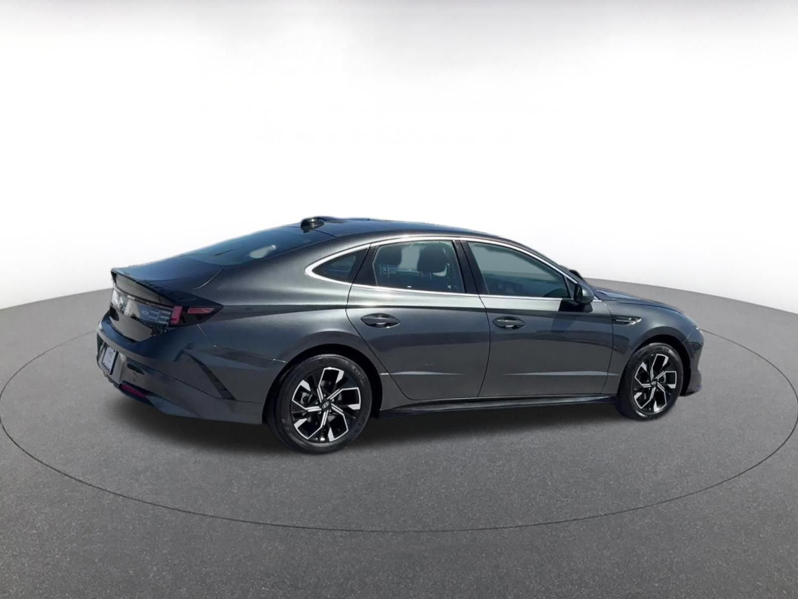 Thumbnail: 2025 Hyundai Sonata - 15