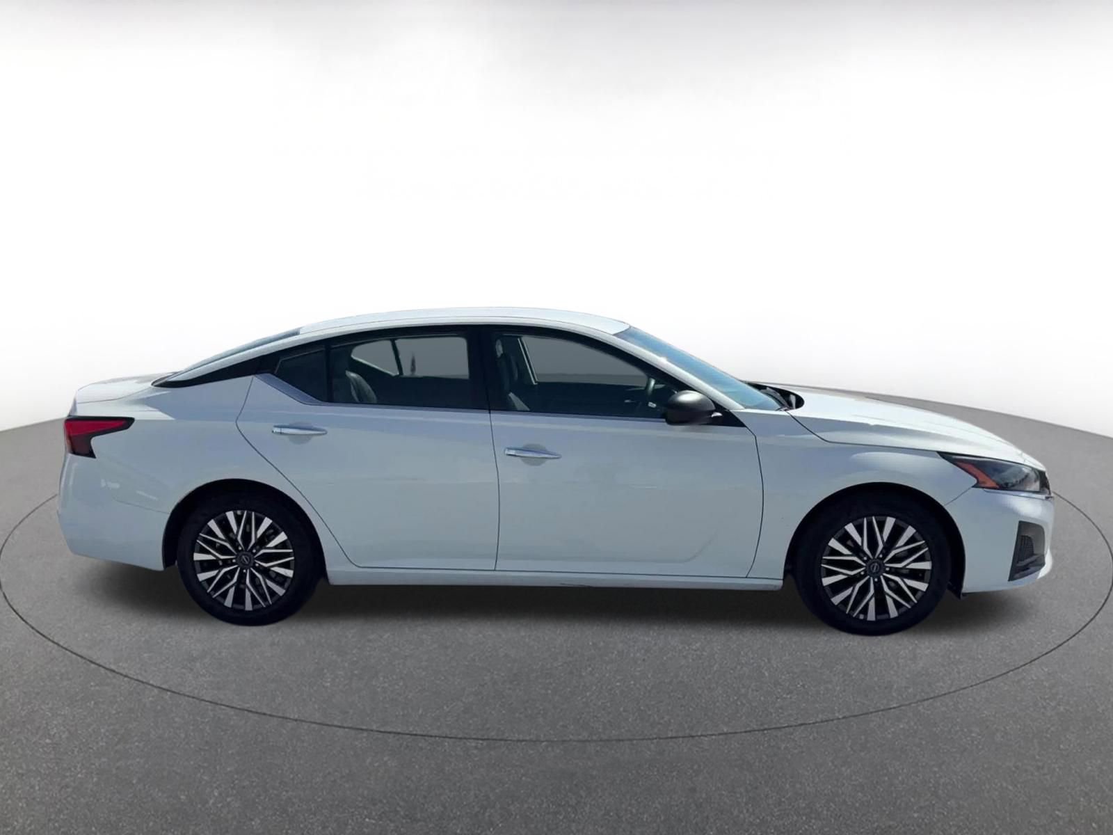 Thumbnail: 2025 Nissan Altima - 16