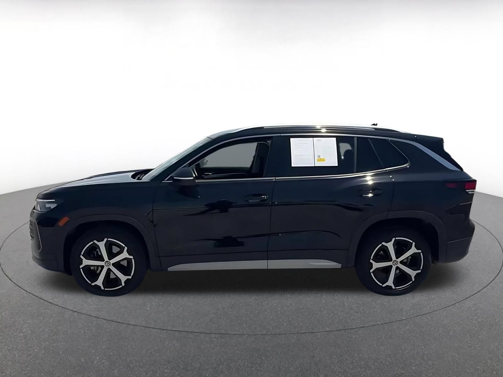 Thumbnail: 2026 Volkswagen Tiguan - 9