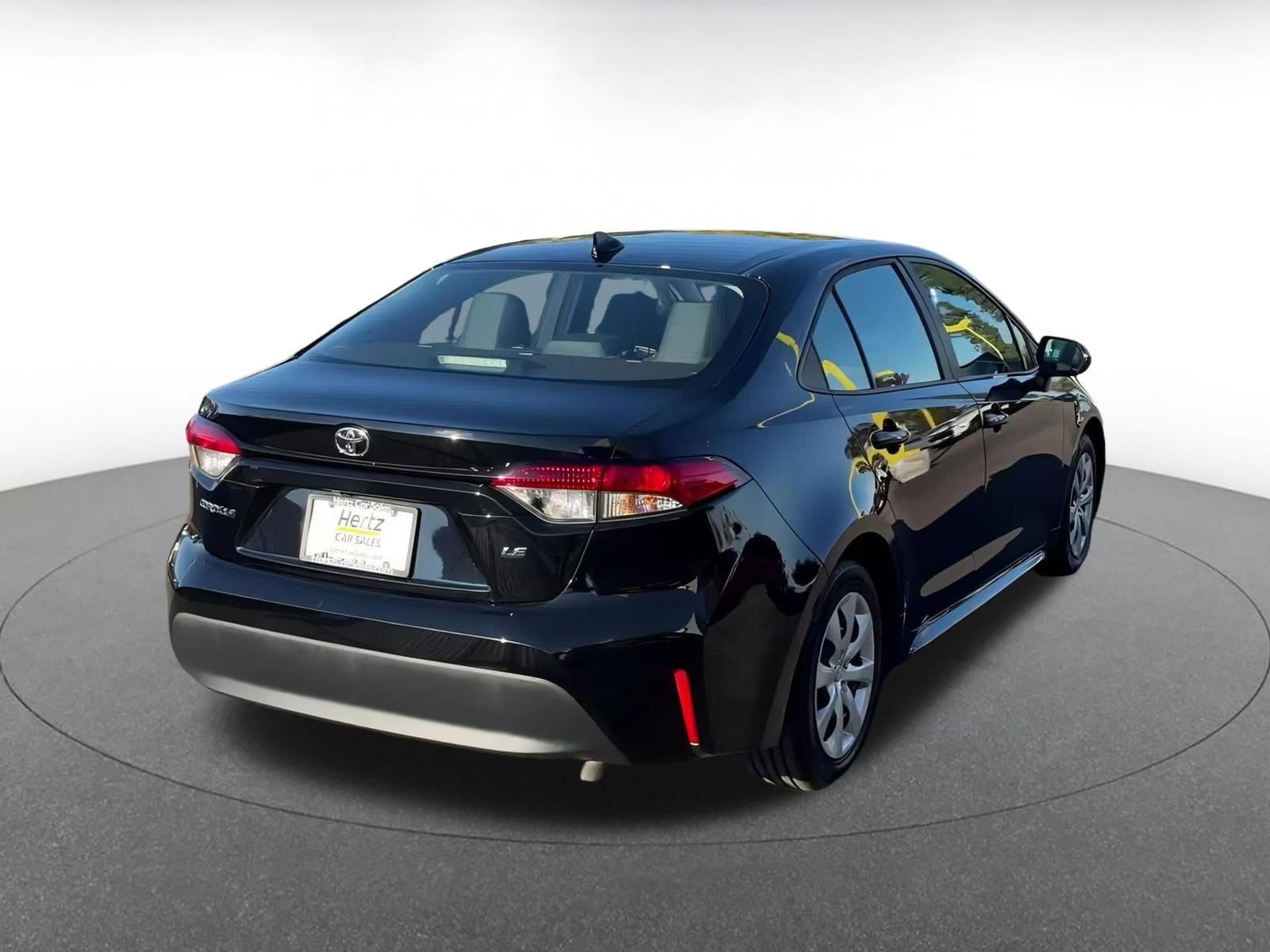 Thumbnail: 2025 Toyota Corolla - 15