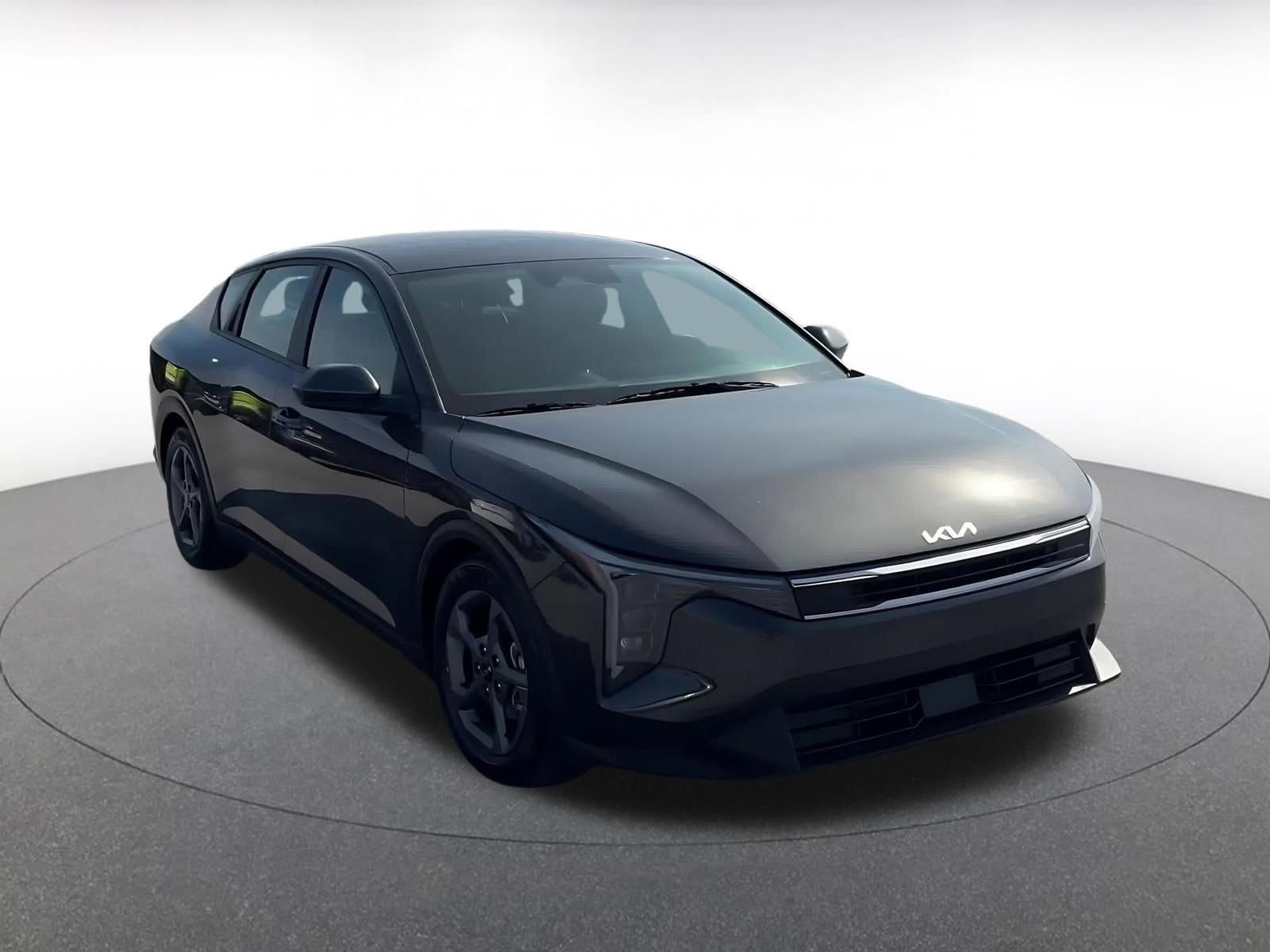 Thumbnail: 2025 Kia K4 - 3