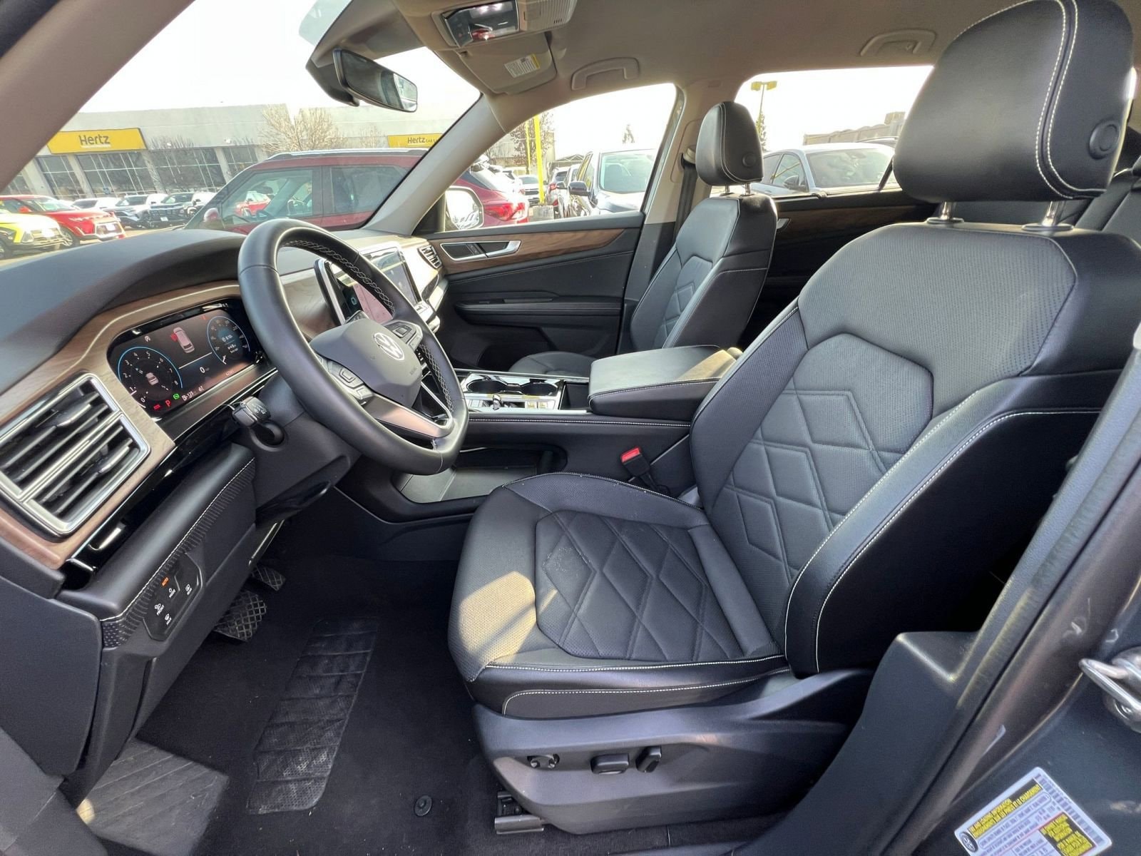 Thumbnail: 2024 Volkswagen Atlas - 29