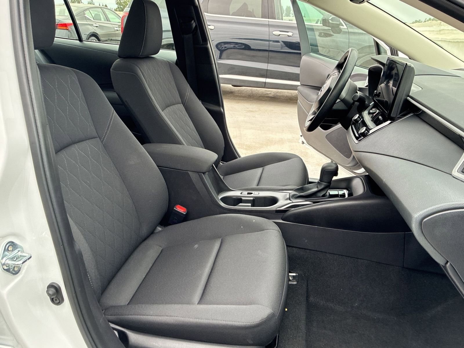 Thumbnail: 2025 Toyota Corolla - 10