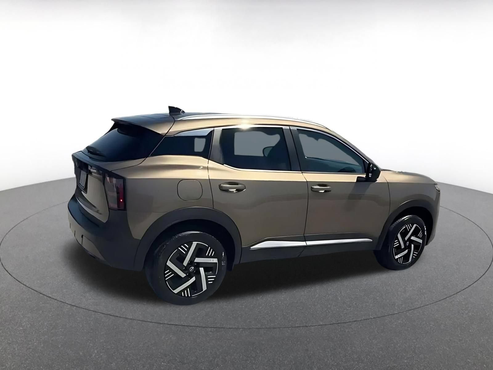 Thumbnail: 2026 Nissan Kicks - 14