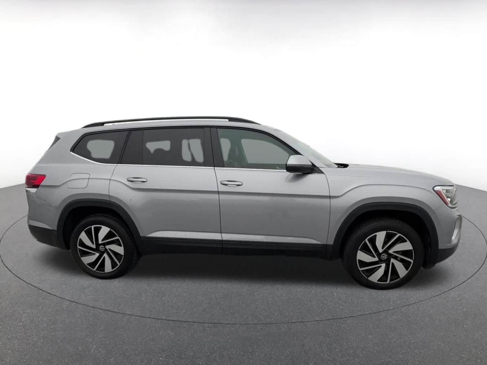 Thumbnail: 2024 Volkswagen Atlas - 16