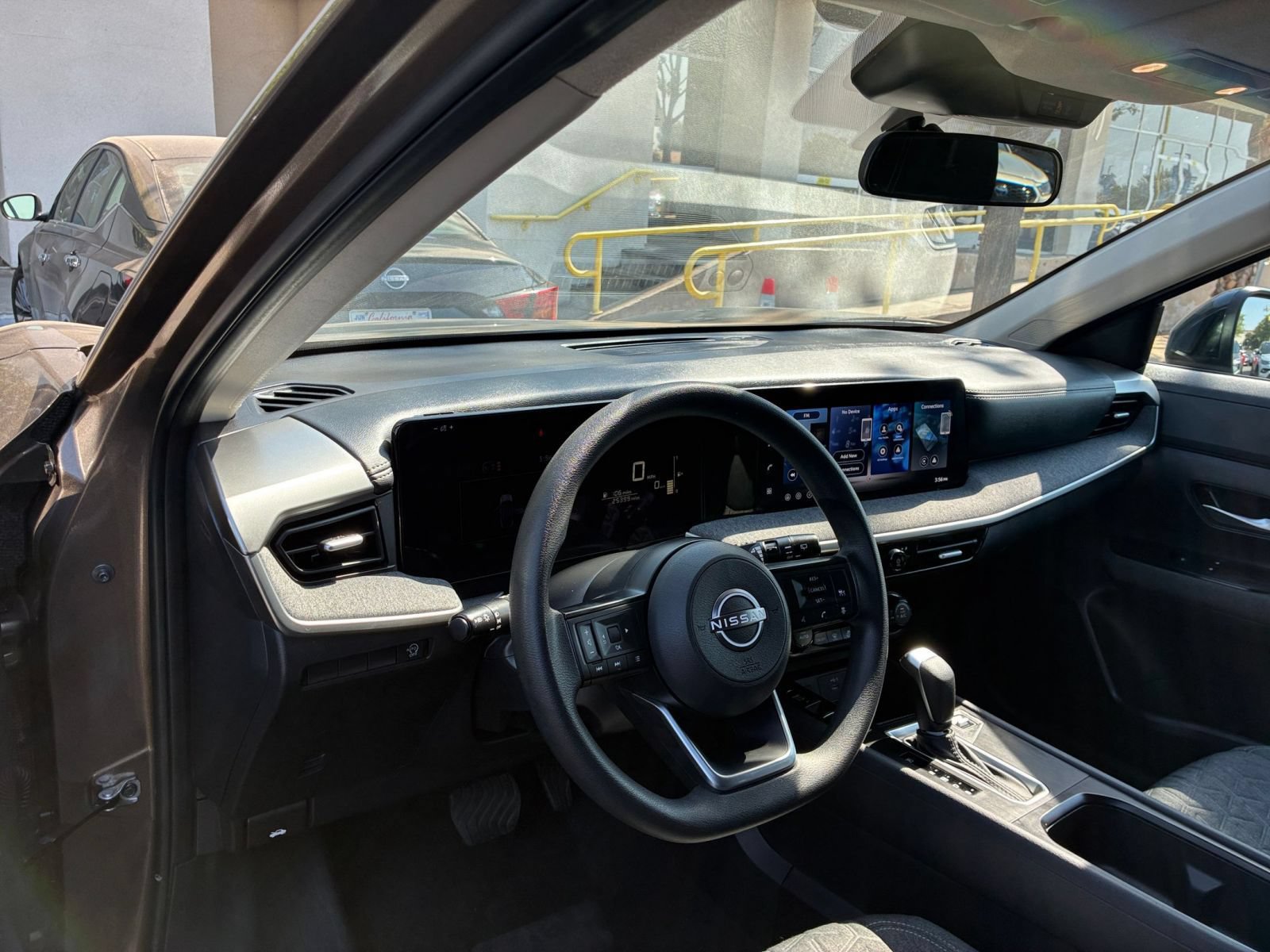 Thumbnail: 2026 Nissan Kicks - 33