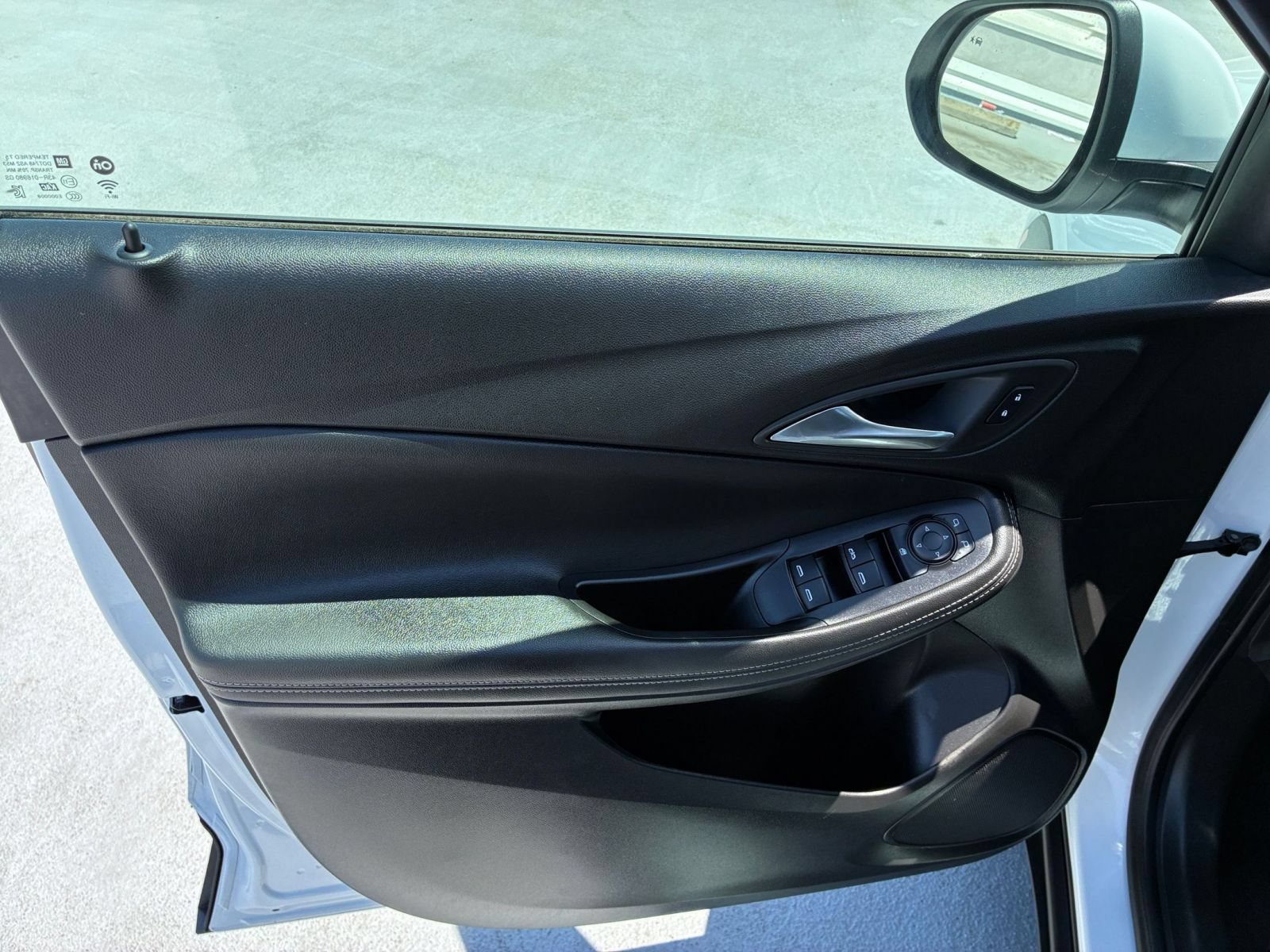 Thumbnail: 2025 Buick Encore GX - 18
