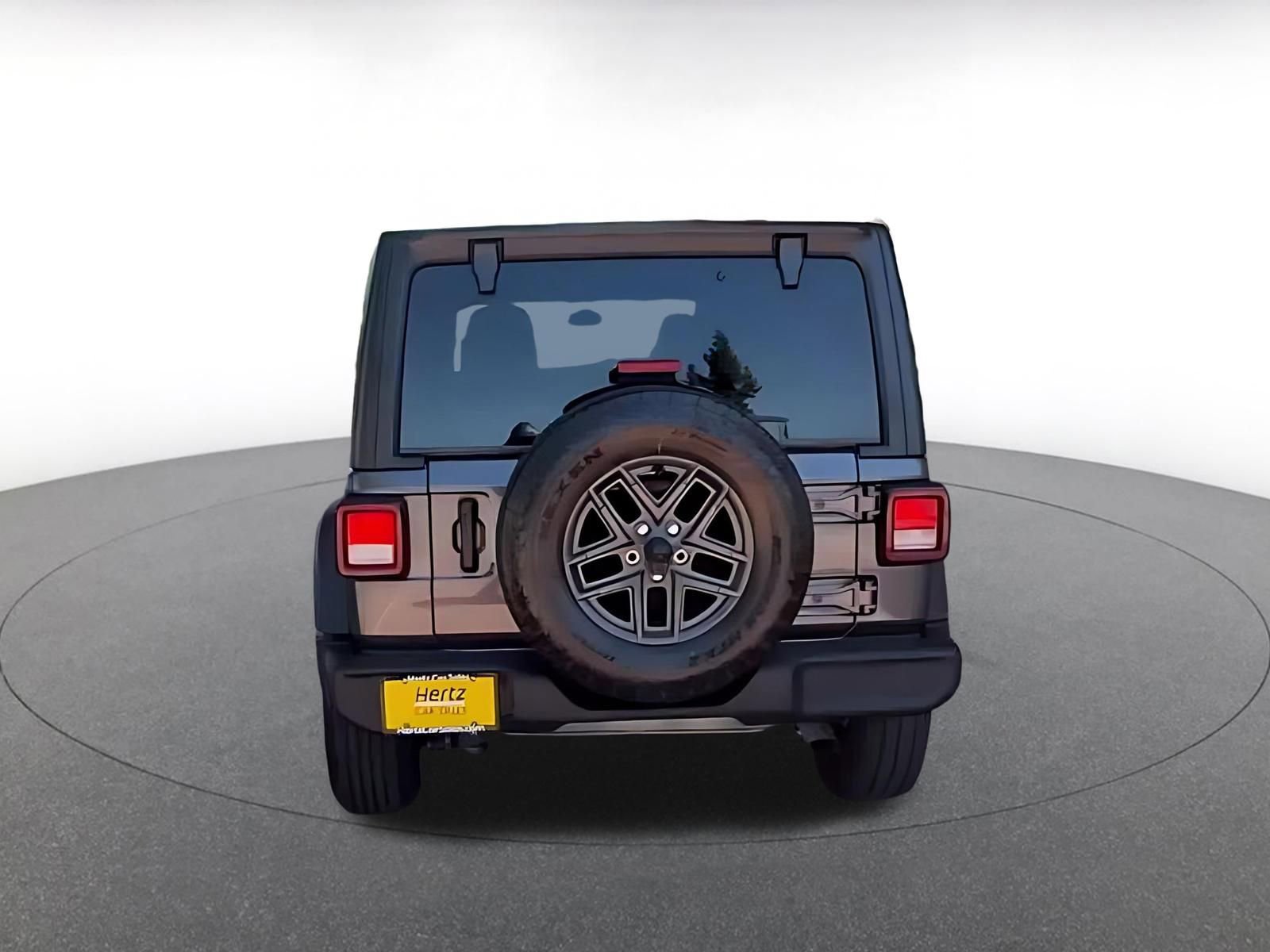 Thumbnail: 2025 Jeep Wrangler - 14