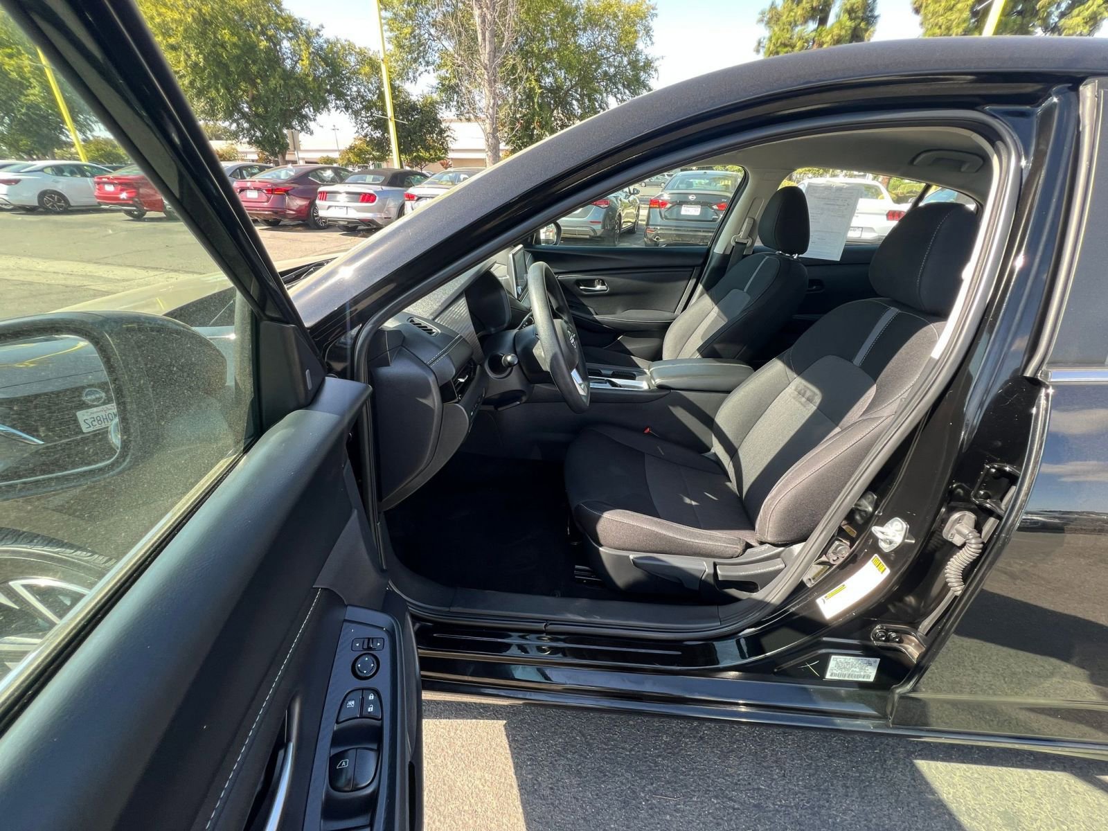 Thumbnail: 2024 Nissan Sentra - 25