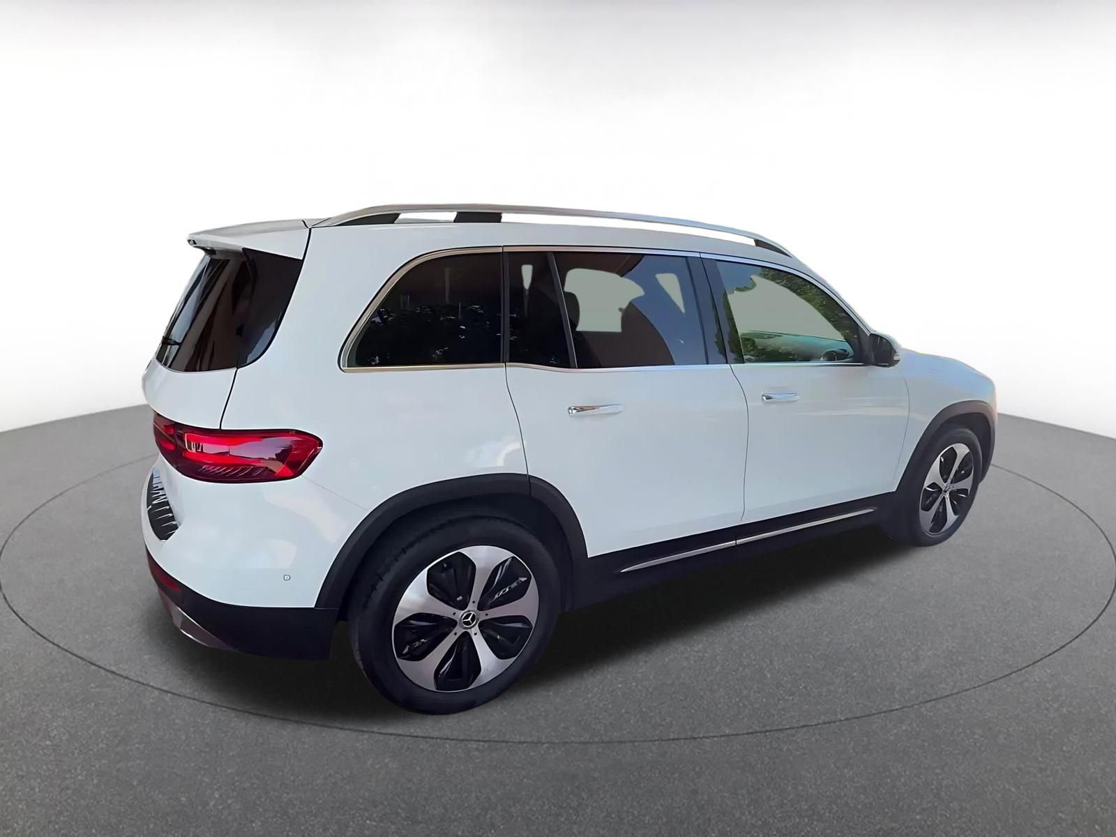 Thumbnail: 2025 Mercedes-Benz GLB - 15