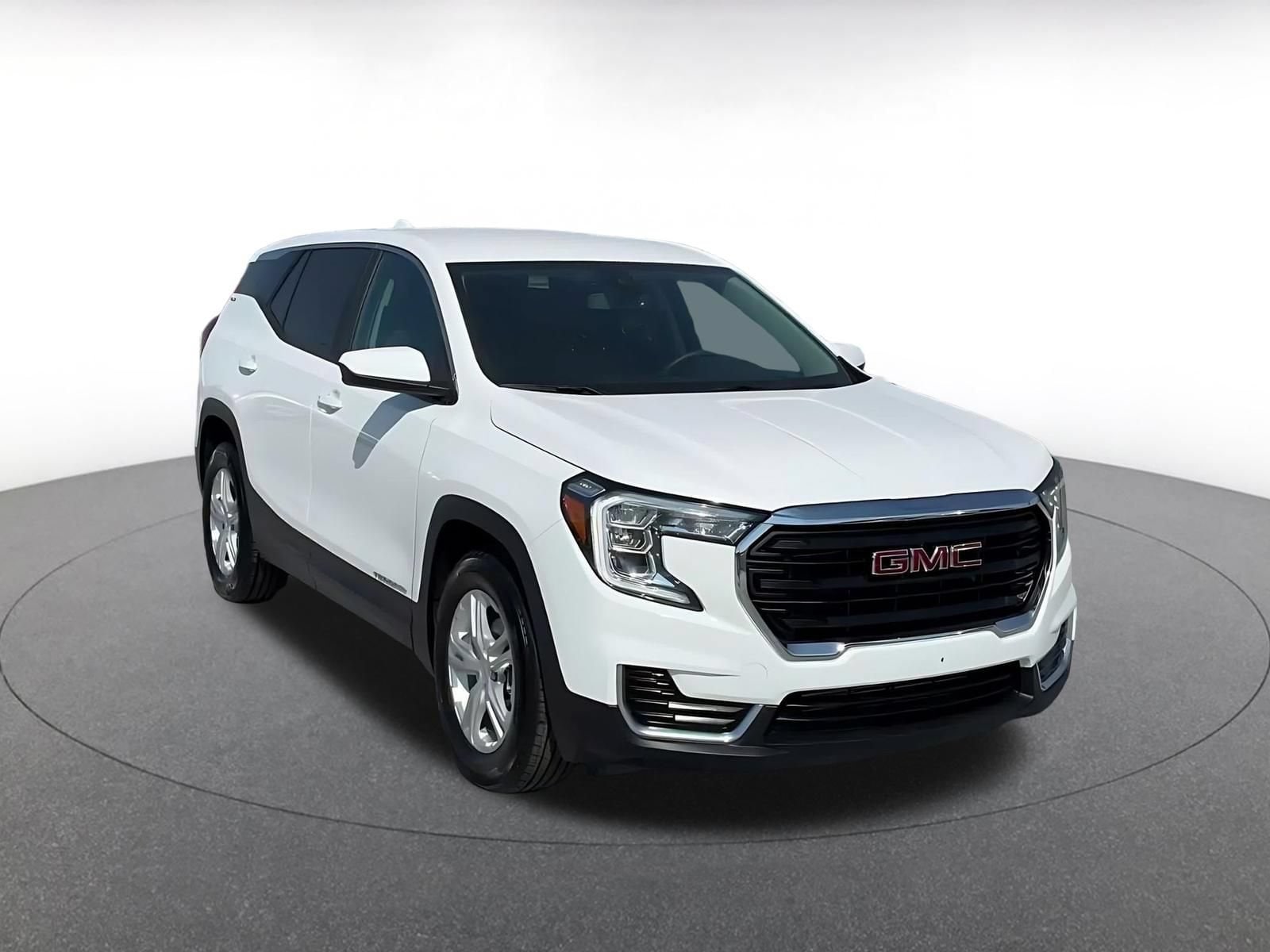 Thumbnail: 2024 GMC Terrain - 3
