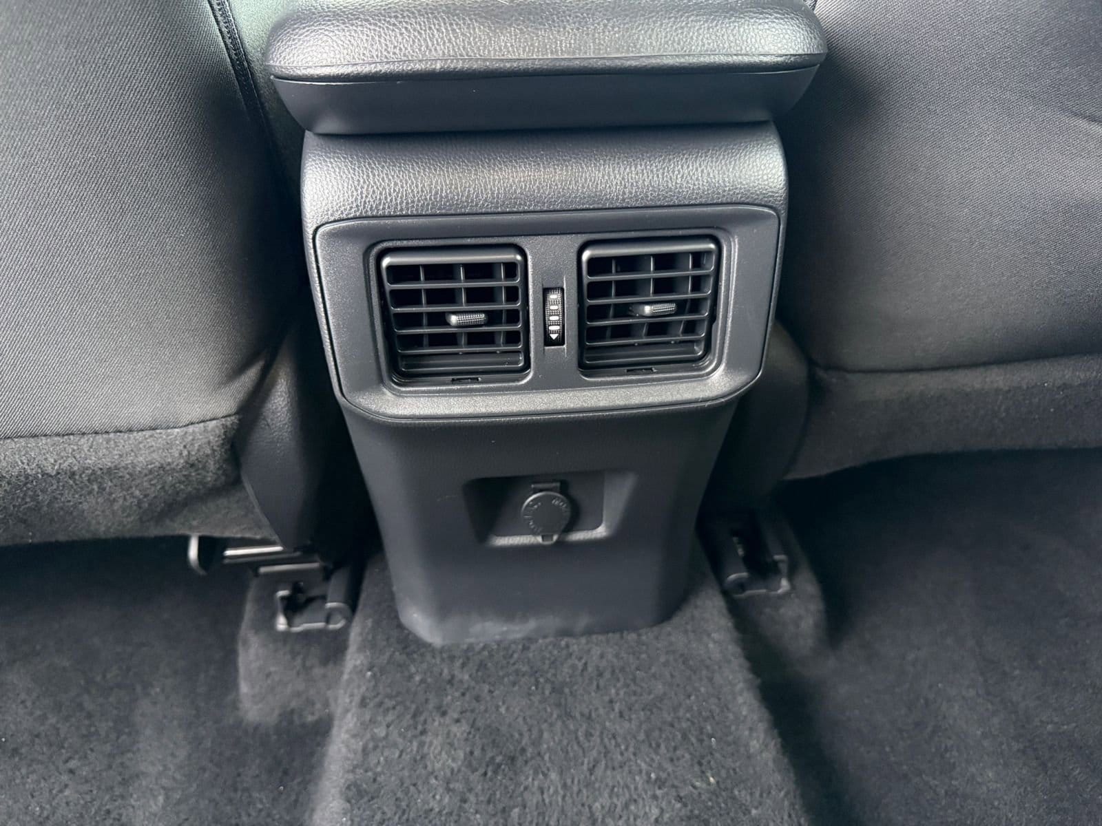 Thumbnail: 2025 Toyota RAV4 - 23