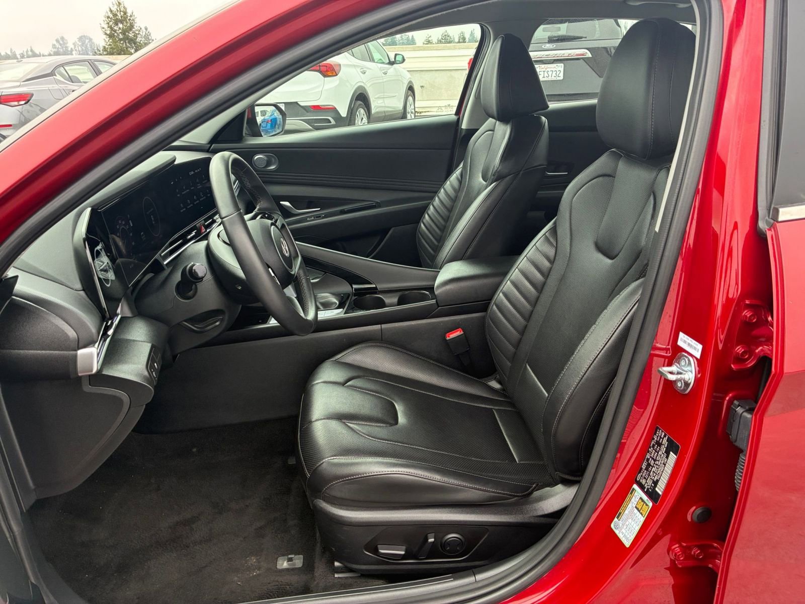 Thumbnail: 2025 Hyundai Elantra - 25