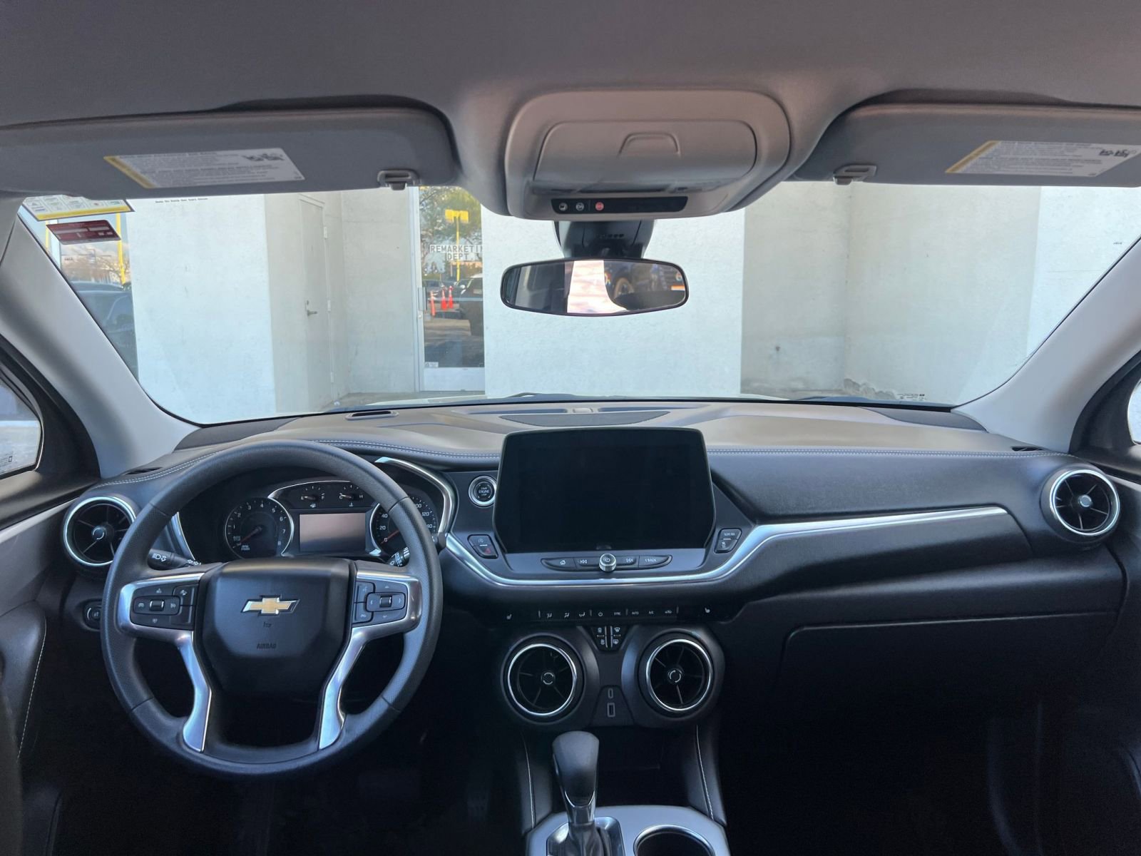 Thumbnail: 2025 Chevrolet Blazer - 35