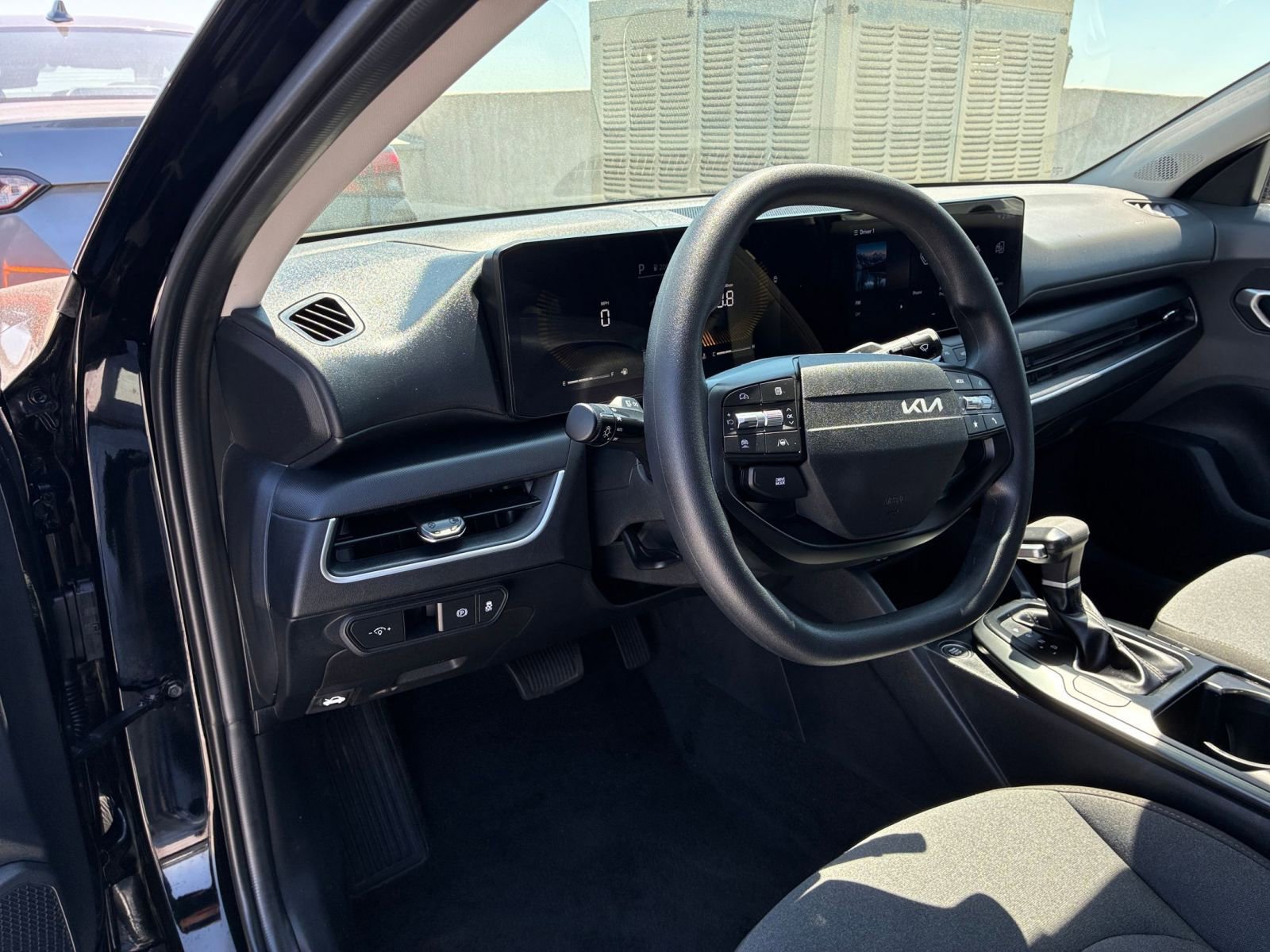 Thumbnail: 2025 Kia K4 - 33