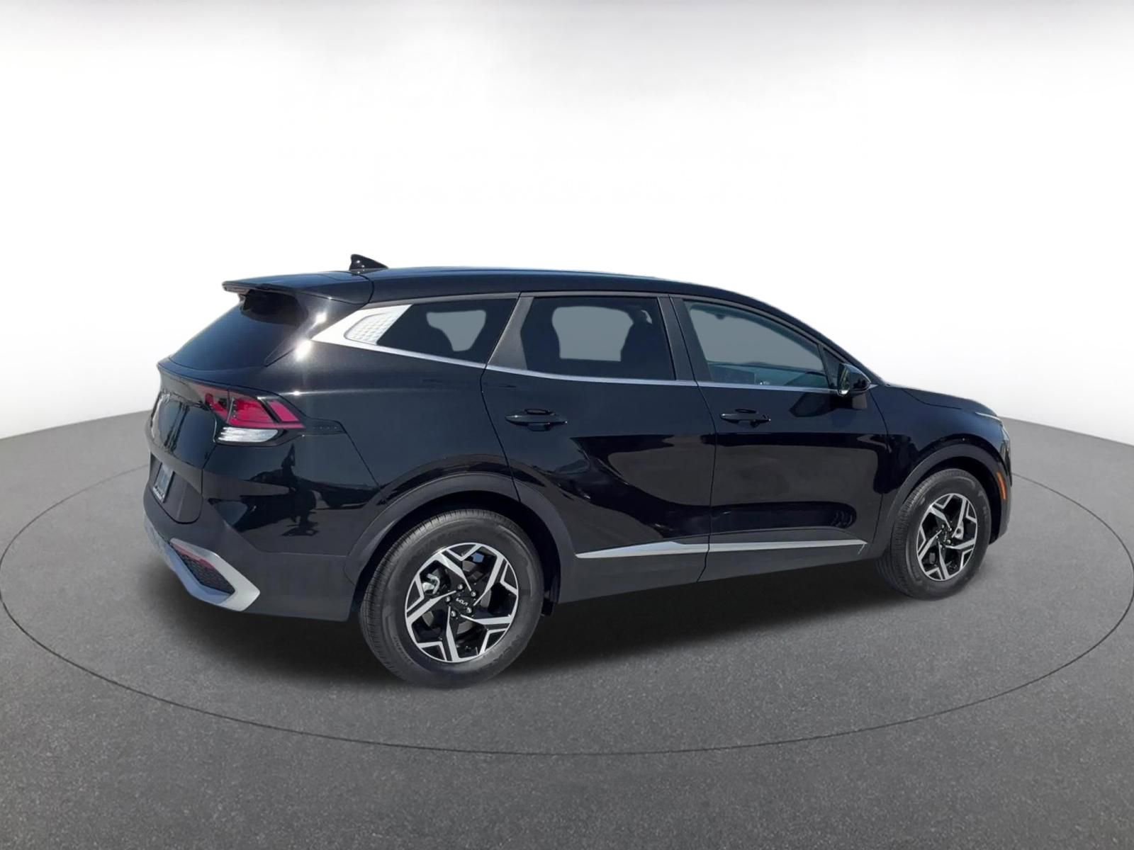 Thumbnail: 2025 Kia Sportage - 14