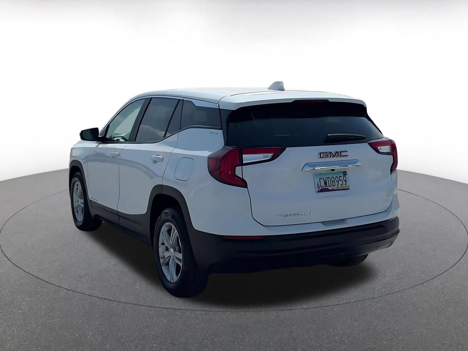 Thumbnail: 2024 GMC Terrain - 10
