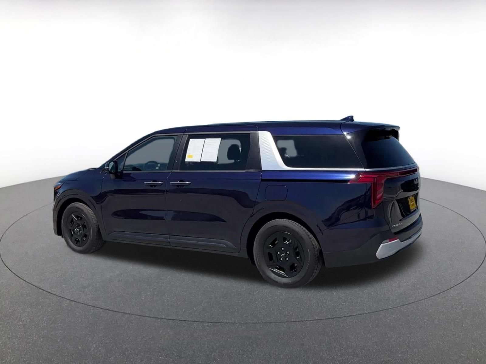 Thumbnail: 2026 Kia Carnival - 10