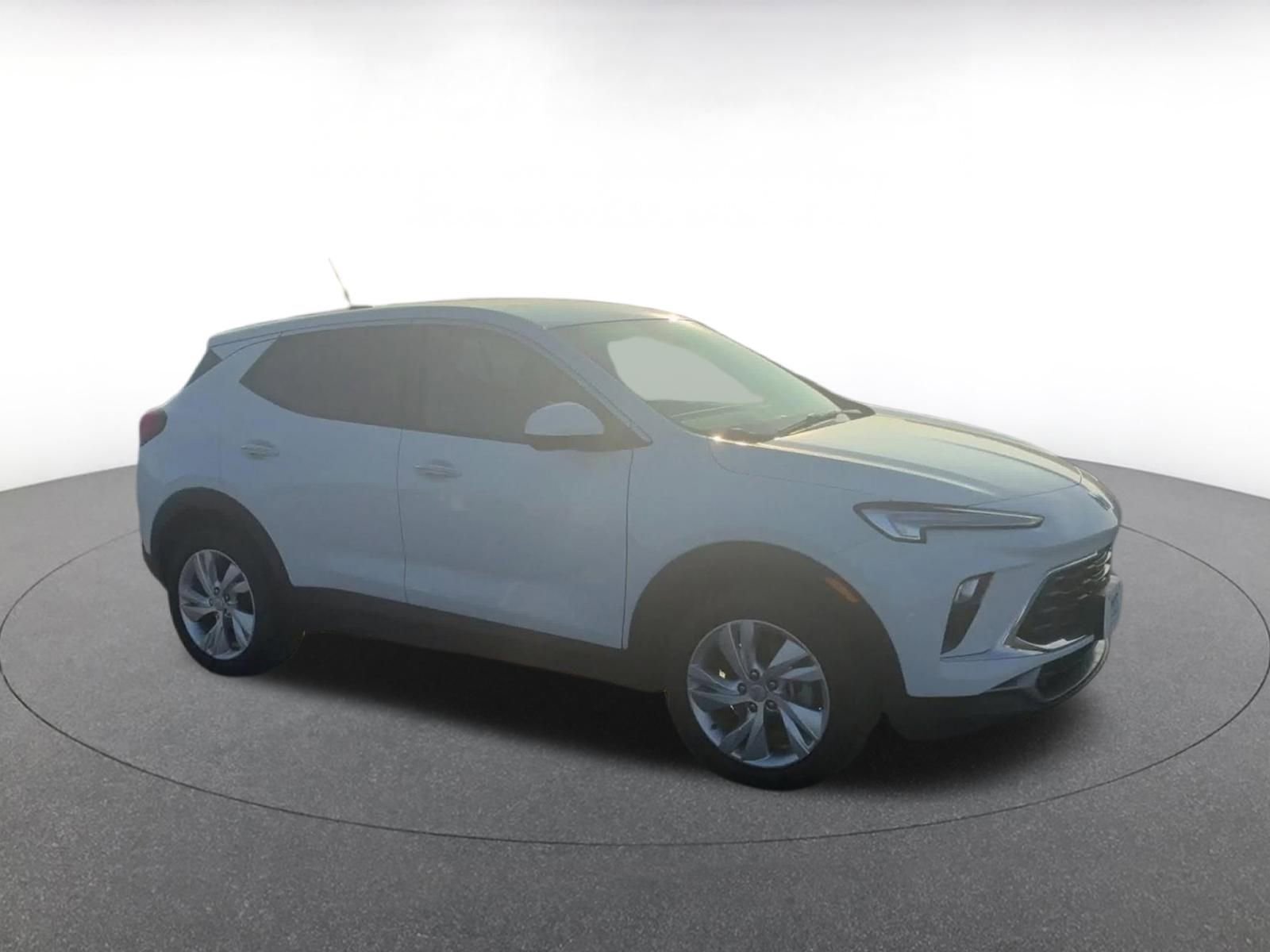 Thumbnail: 2025 Buick Encore GX - 2