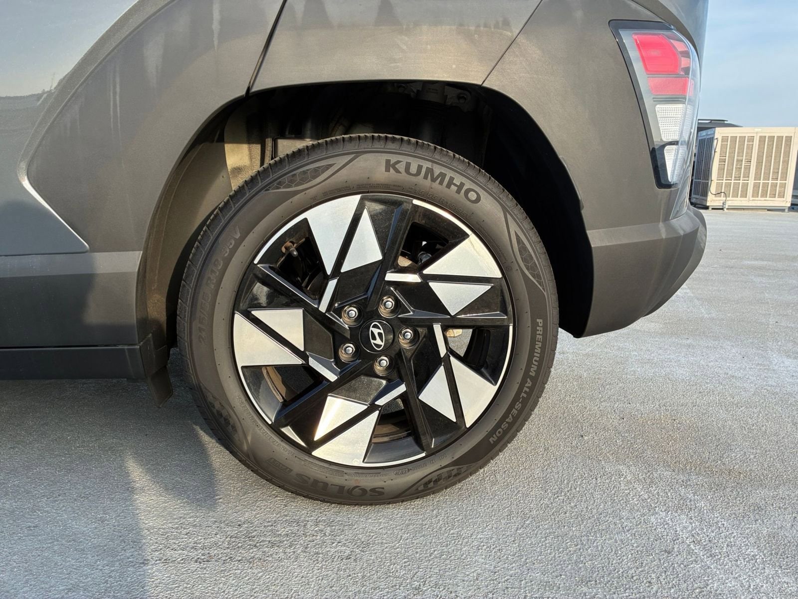 Thumbnail: 2025 Hyundai Kona - 30