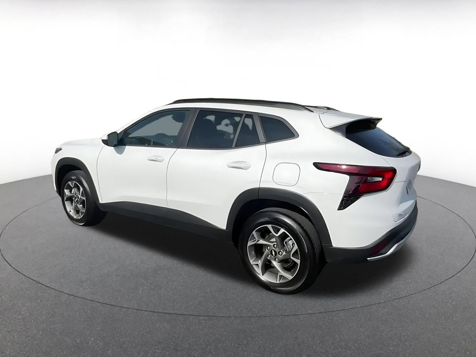 Thumbnail: 2025 Chevrolet Trax - 10