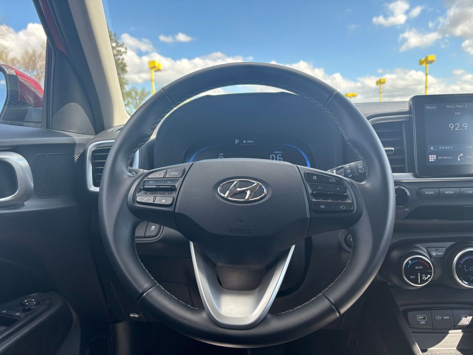 Thumbnail: 2025 Hyundai Venue - 27