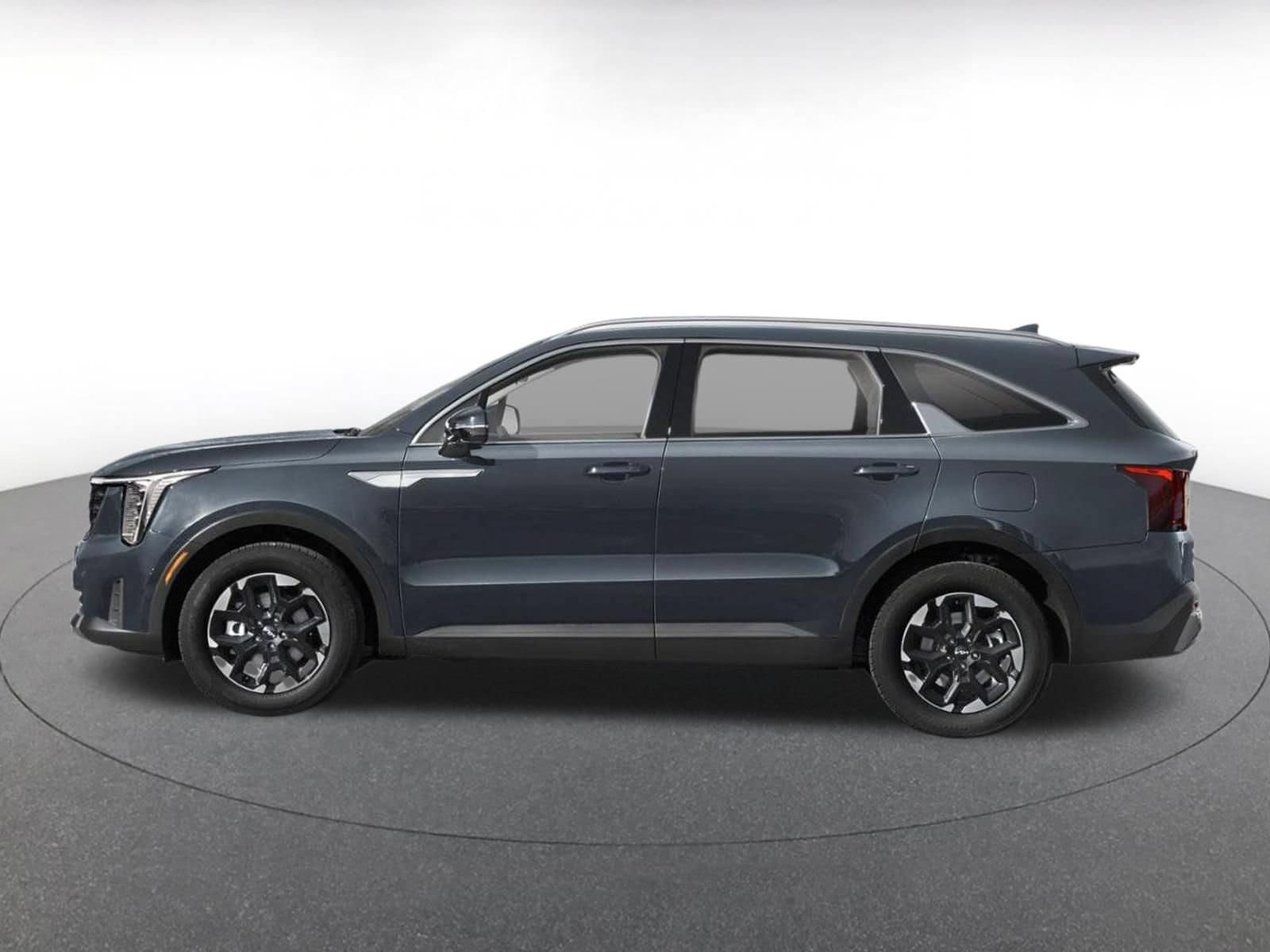 Thumbnail: 2024 Kia Sorento - 3