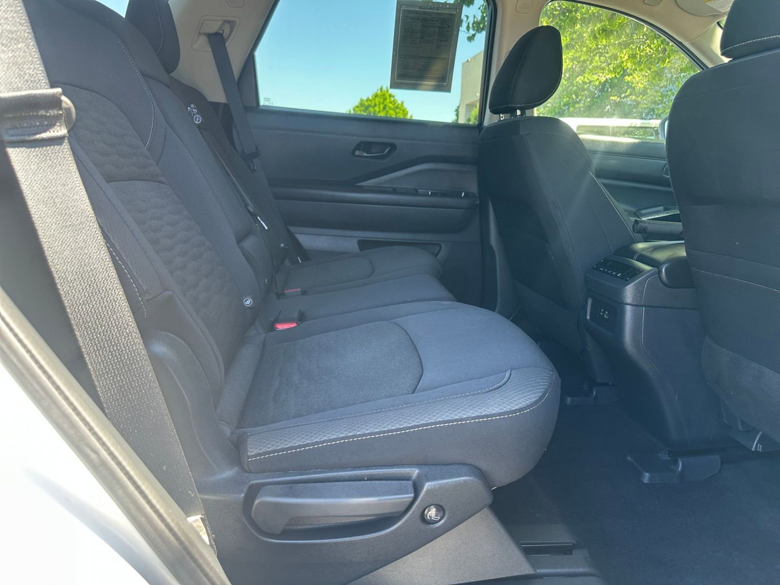 Thumbnail: 2025 Nissan Pathfinder - 28