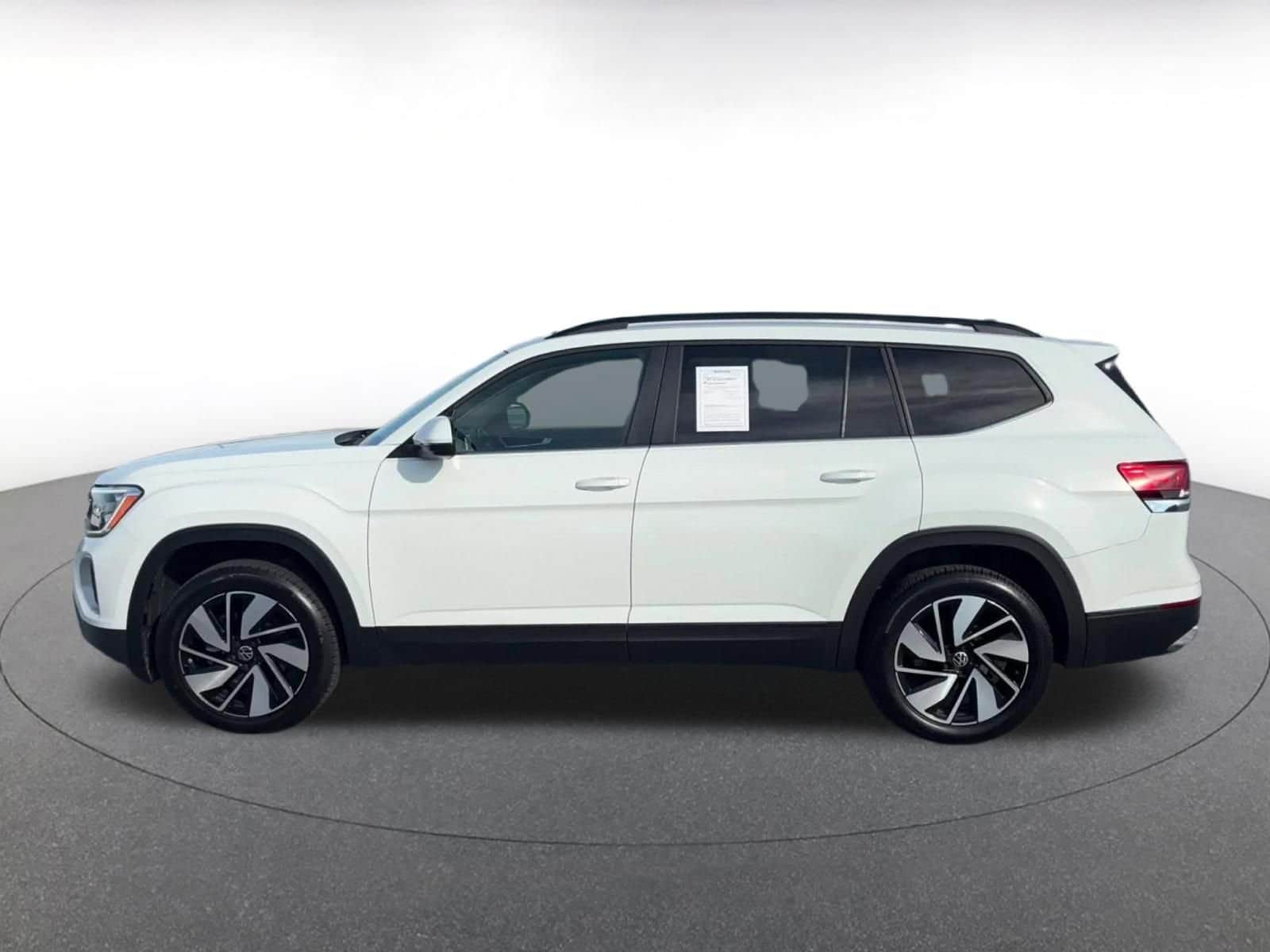 Thumbnail: 2024 Volkswagen Atlas - 9