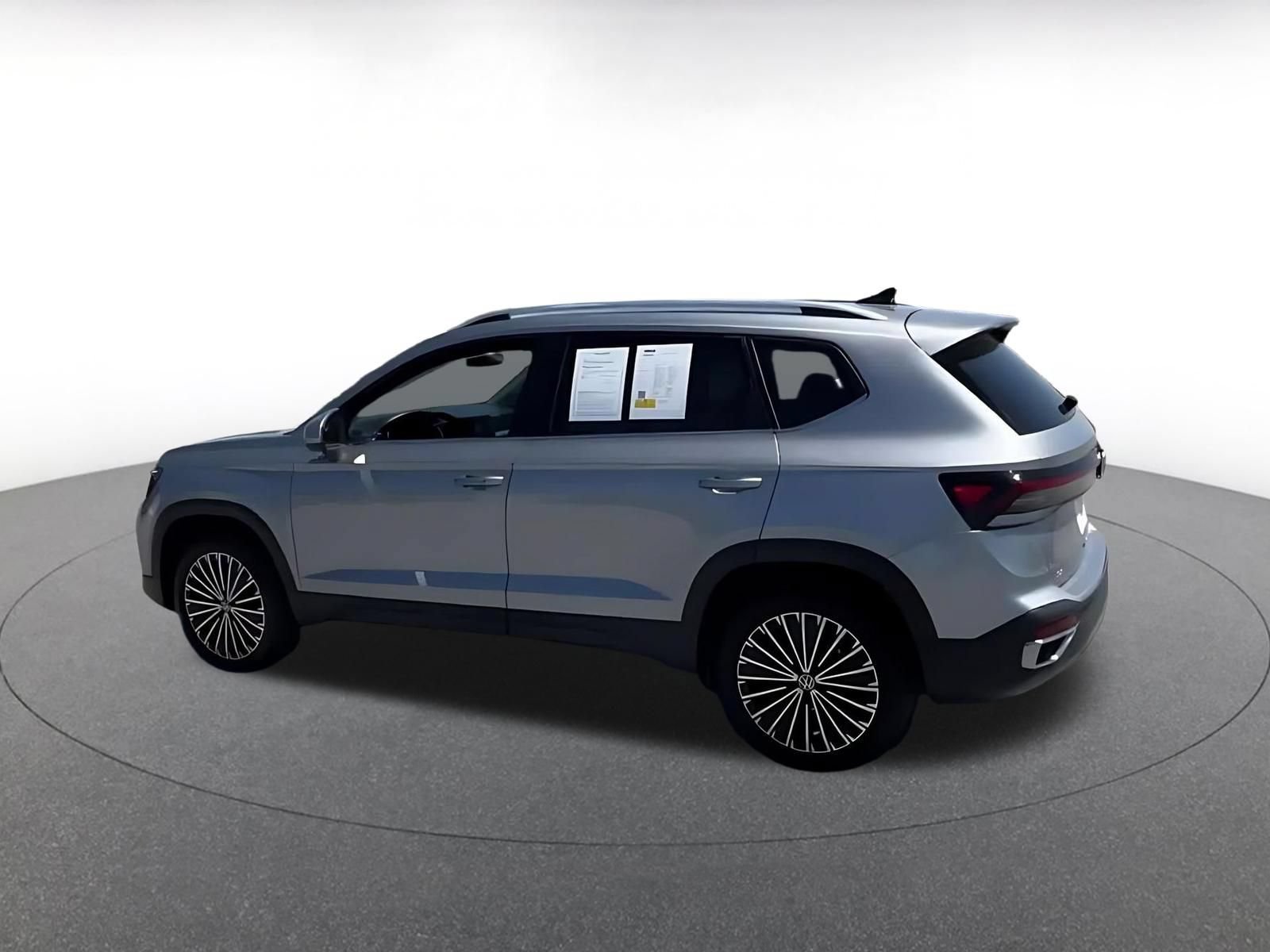 Thumbnail: 2026 Volkswagen Taos - 10