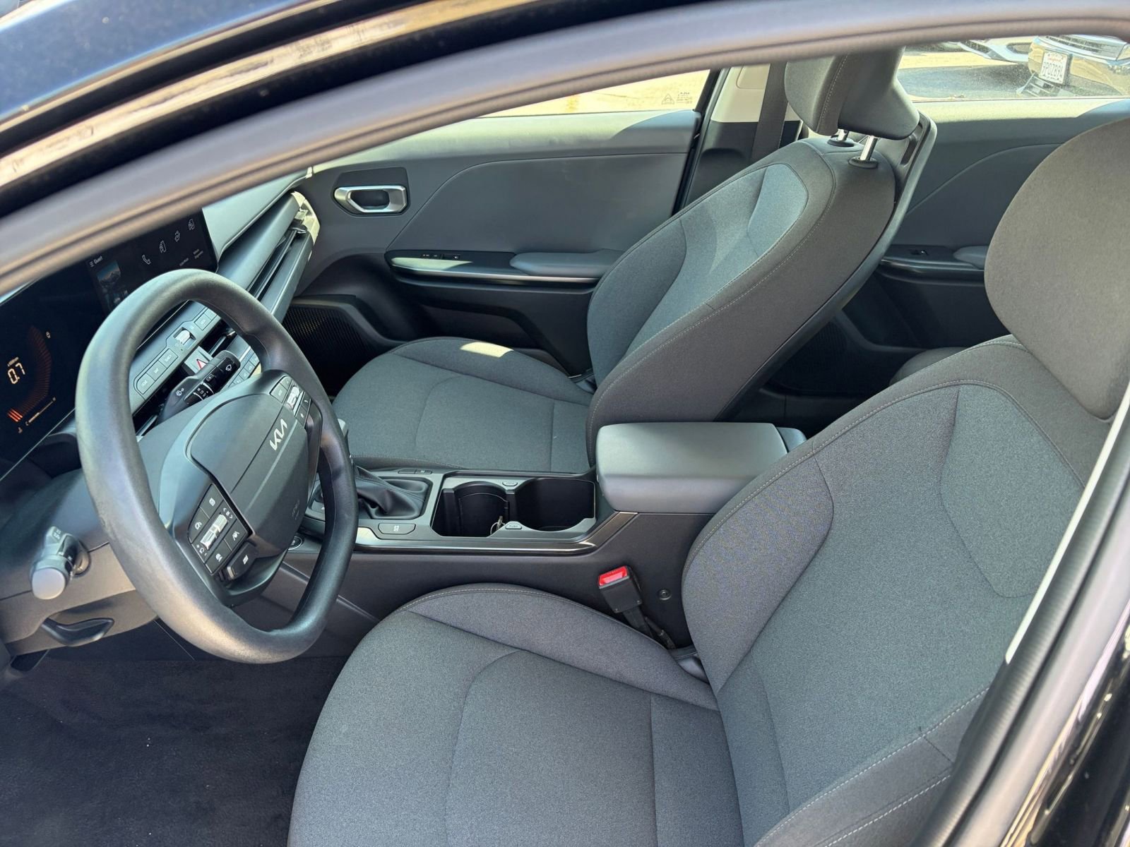 Thumbnail: 2025 Kia K4 - 25