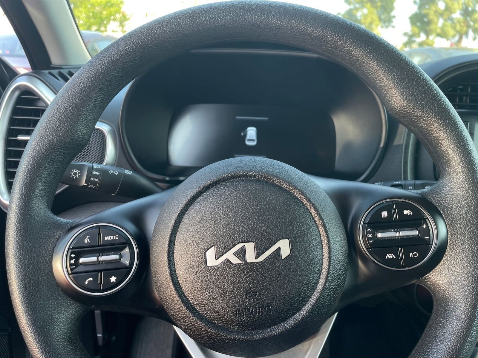 Thumbnail: 2025 Kia Soul - 25