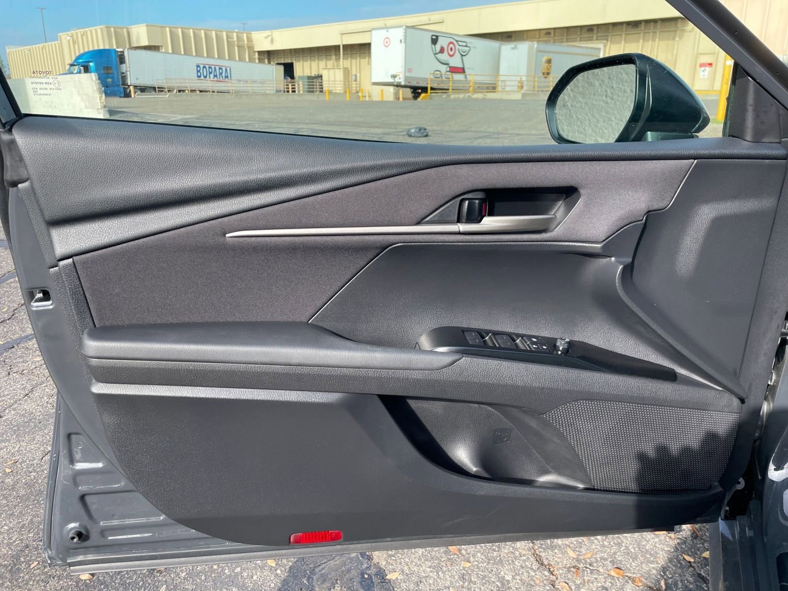 Thumbnail: 2025 Toyota Camry - 20