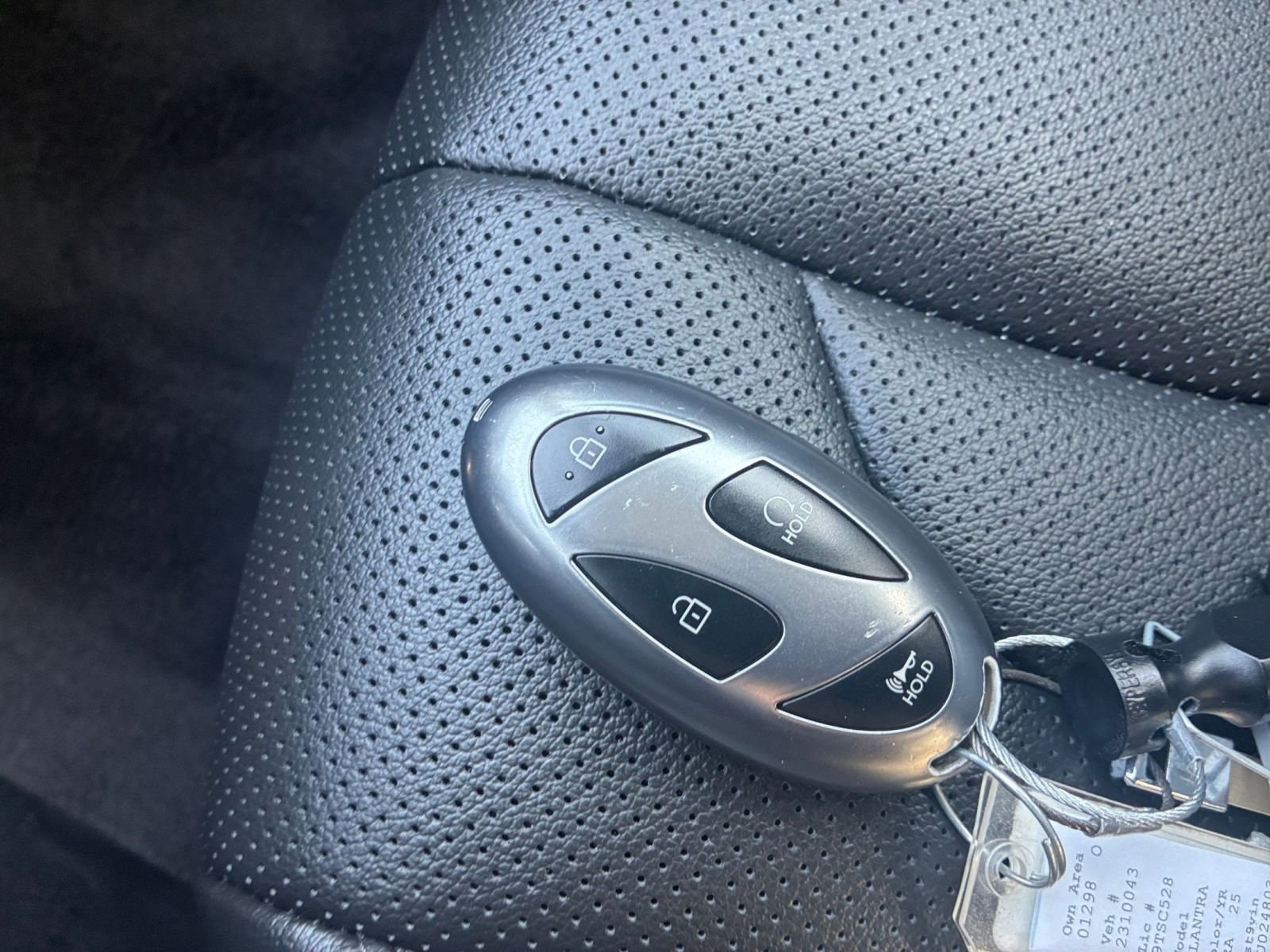 Thumbnail: 2025 Hyundai Elantra - 22