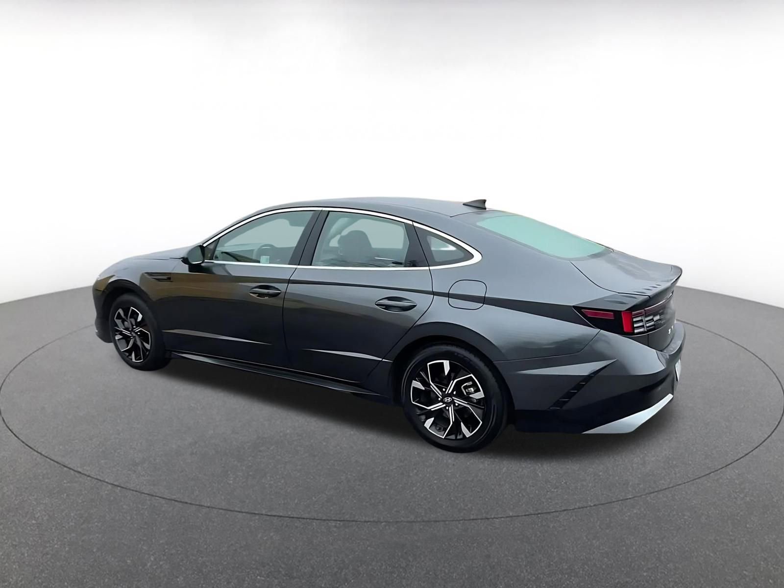 Thumbnail: 2025 Hyundai Sonata - 11