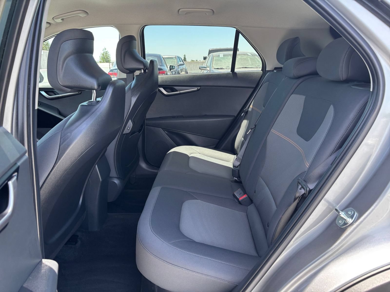 Thumbnail: 2026 Kia Niro - 23