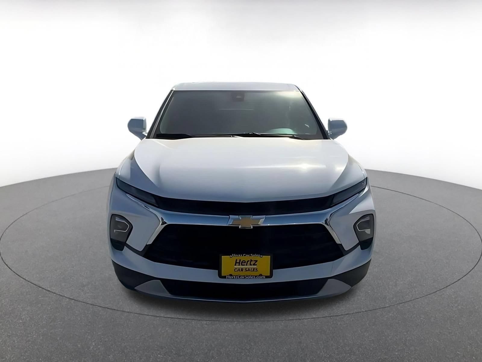 Thumbnail: 2026 Chevrolet Blazer - 3