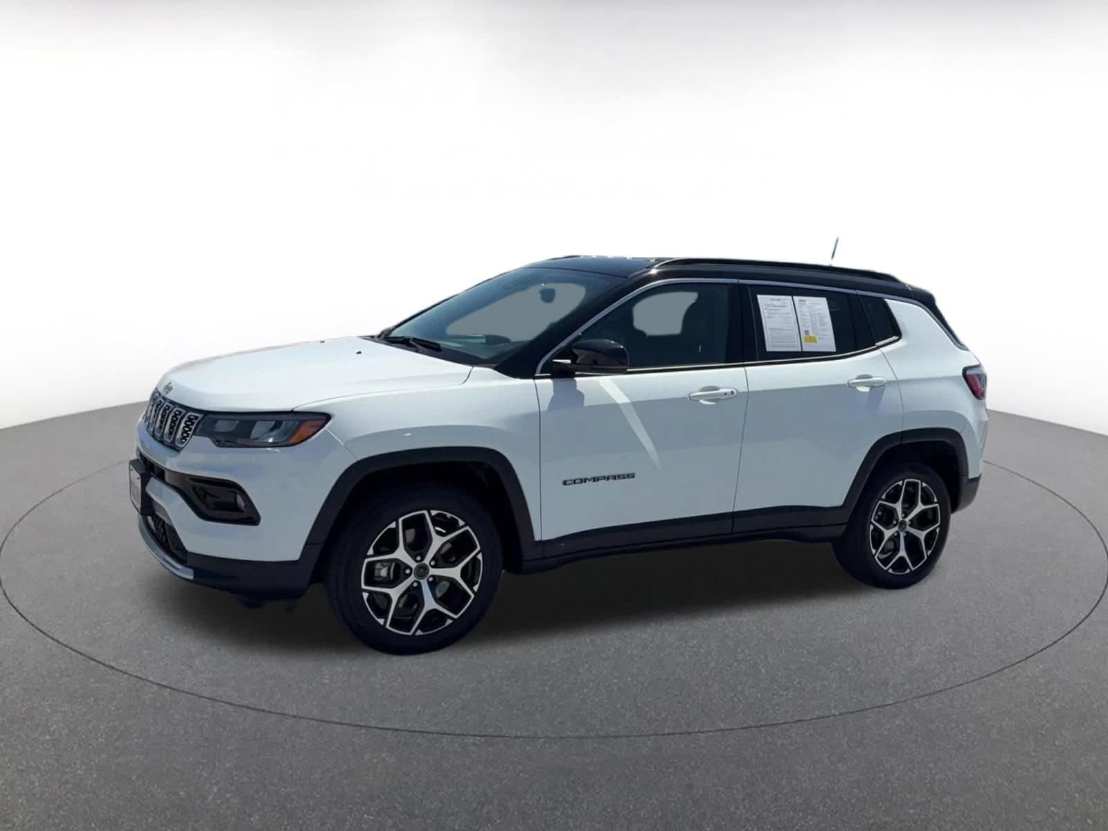 Thumbnail: 2025 Jeep Compass - 8