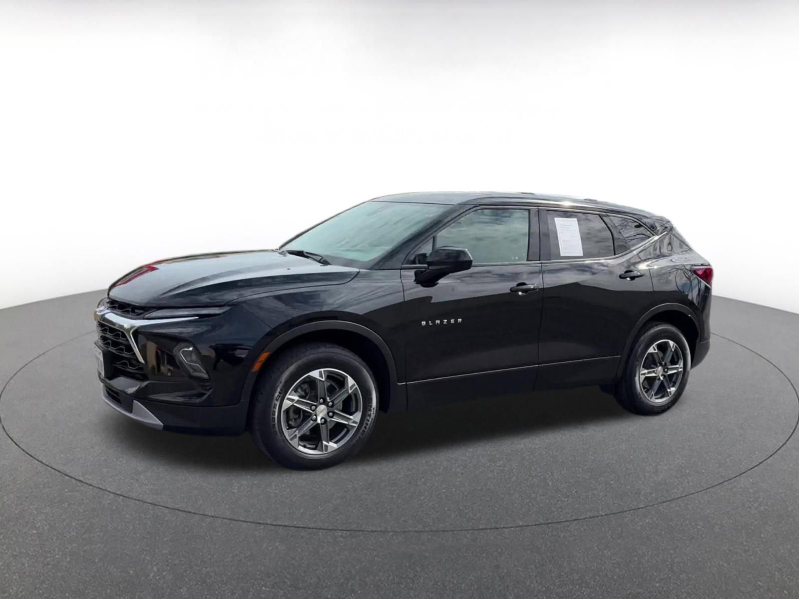 Thumbnail: 2025 Chevrolet Blazer - 8