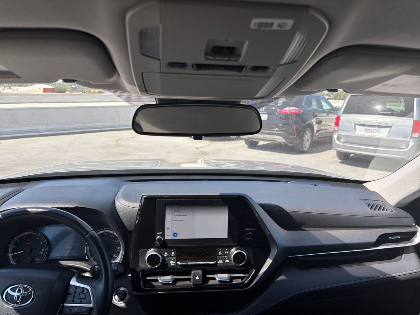 Thumbnail: 2025 Toyota Highlander - 34